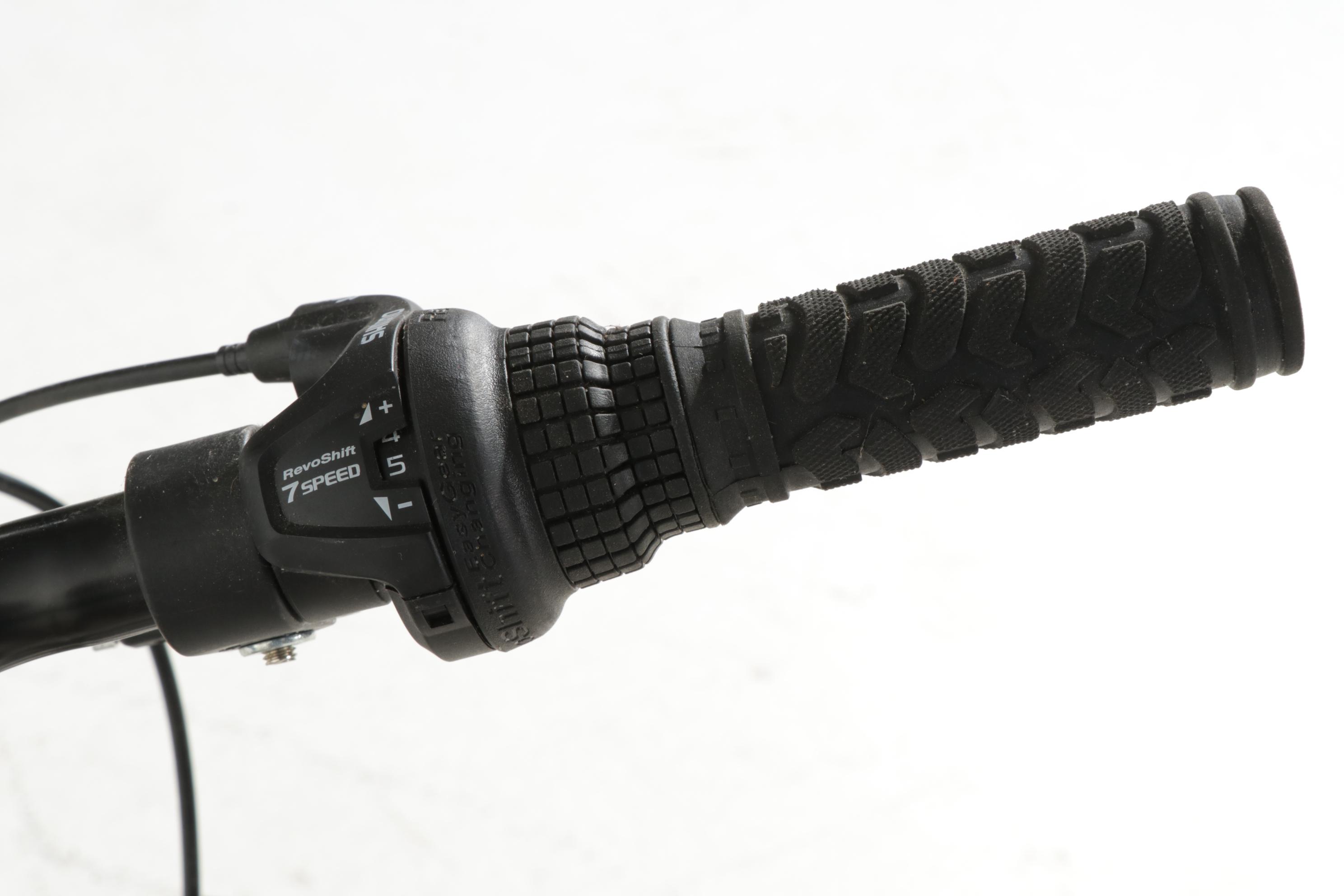 Ozone 500 Ultra Shock Mountain Bike