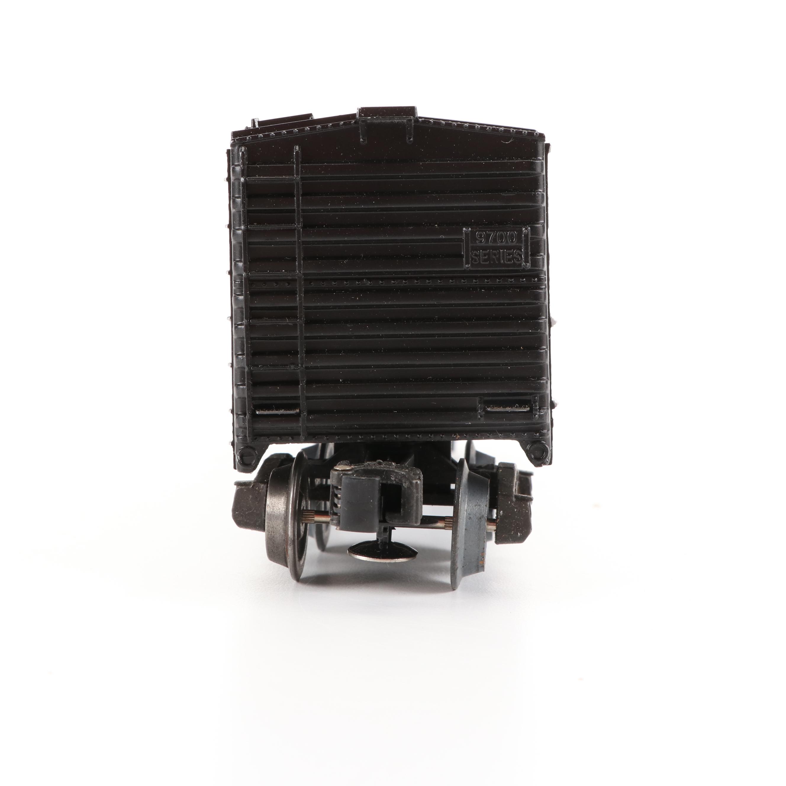 Lionel "O" Gauge The Royal Limited Chessie System Freight Set, 1980