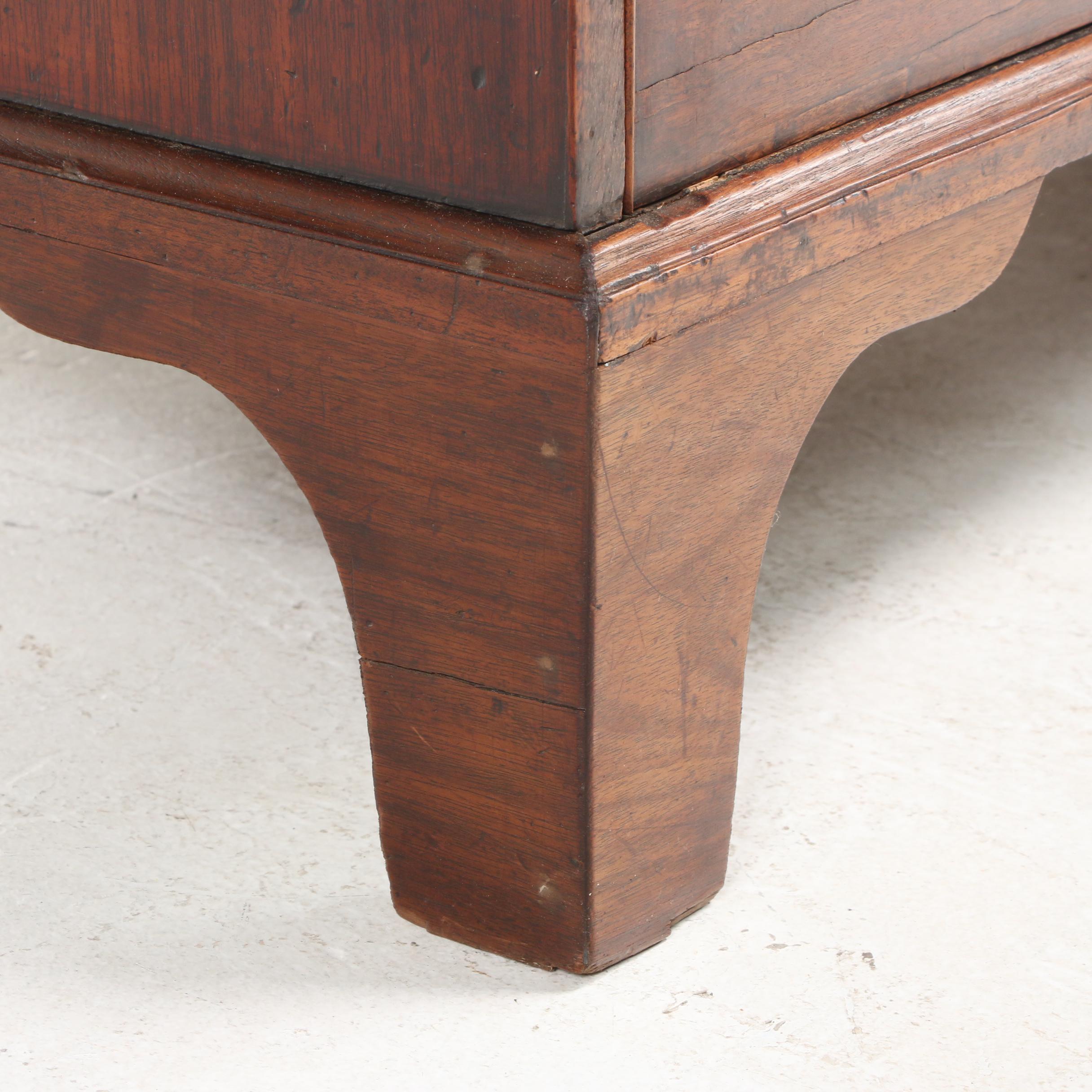 George III Mahogany Three-Drawer Chest with Brushing Slide, Late 18th Century