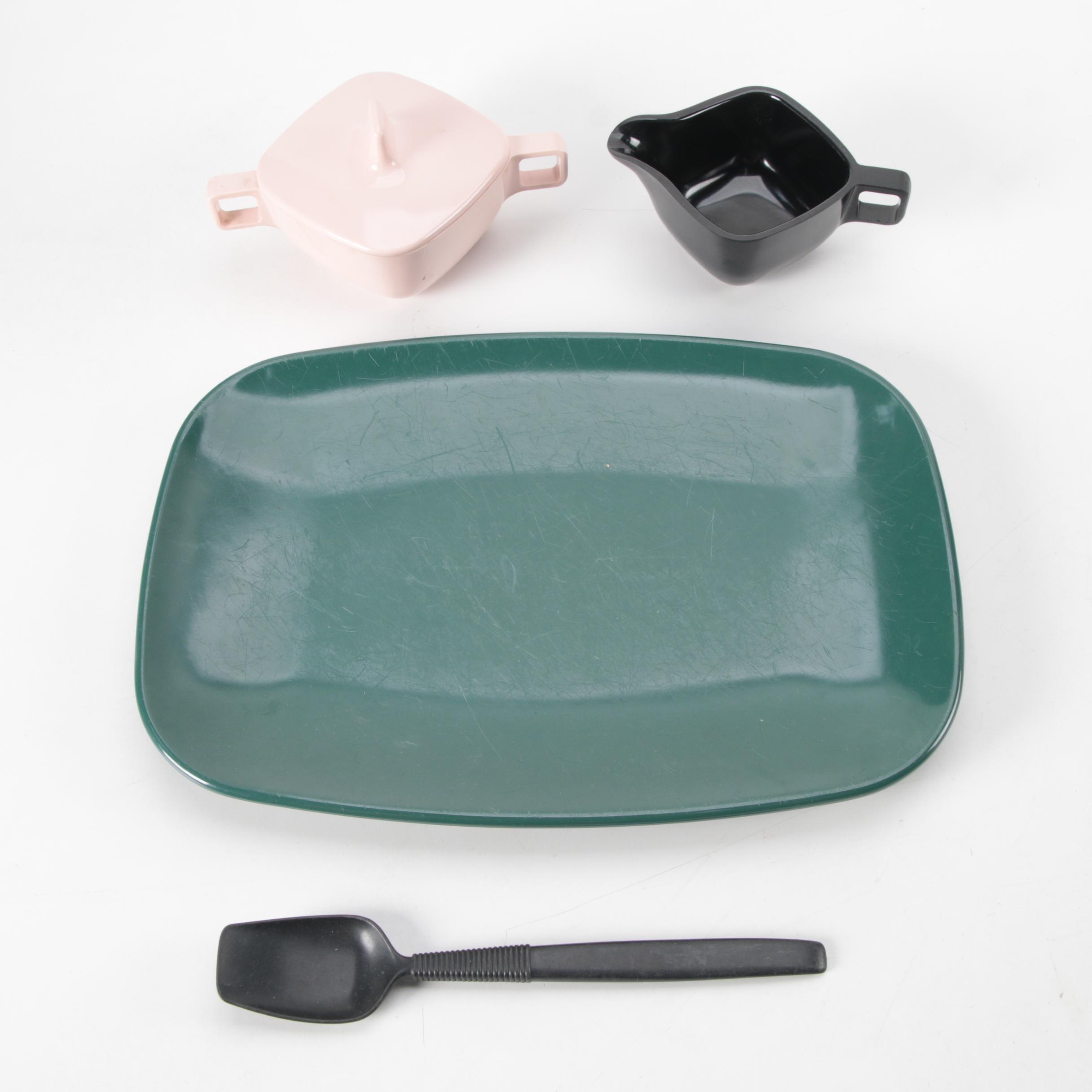 Arrowhead by Everware "Brookpark" Melamine Dinnerware, Mid-20th Century