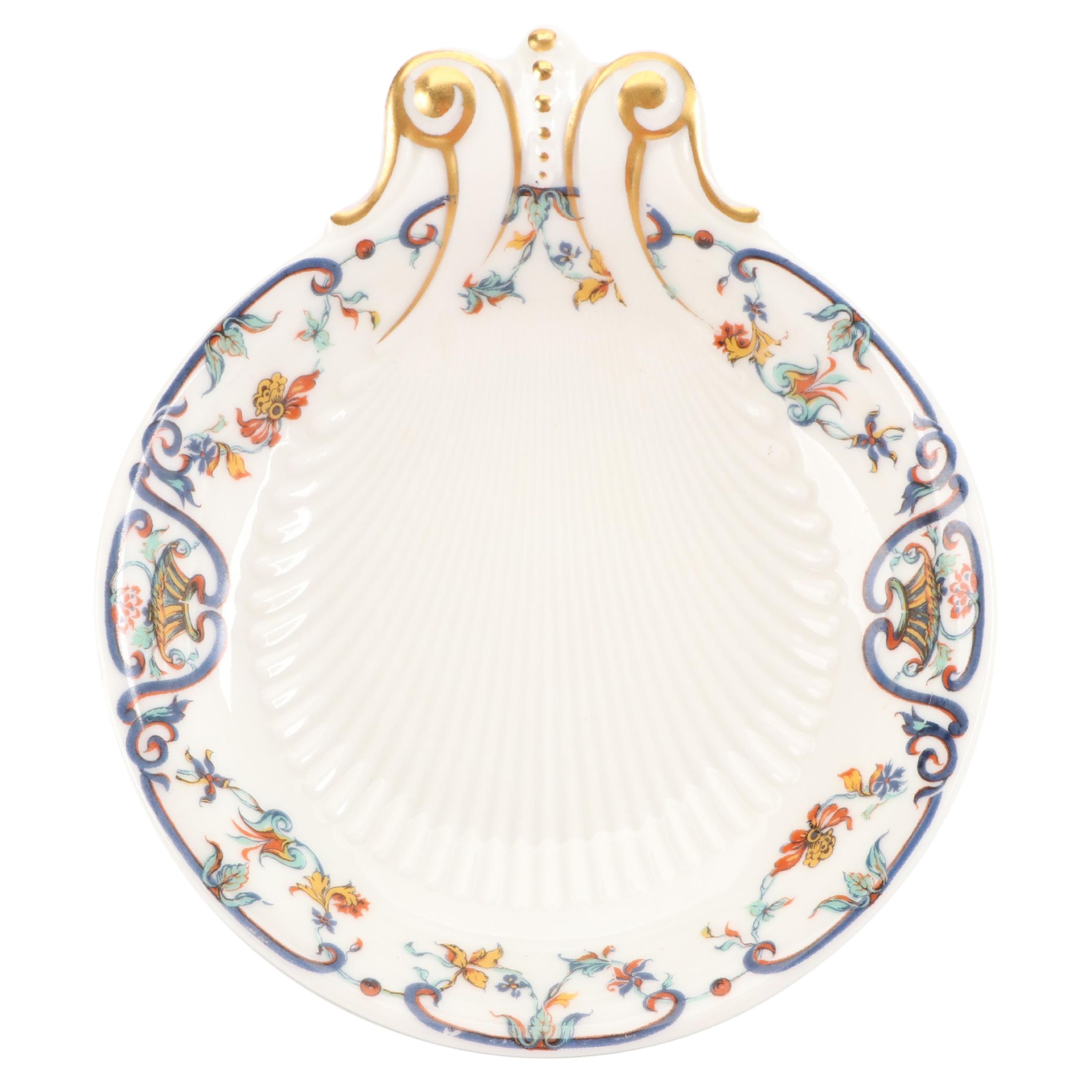 Haviland "Marguerite" Shell-Shaped Porcelain Bowl, Mid-20th Century