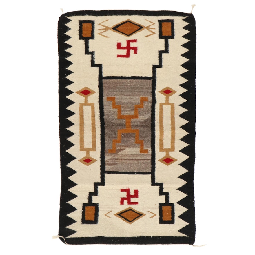 2'11 x 4'10 Handwoven Navajo Wool Area Rug