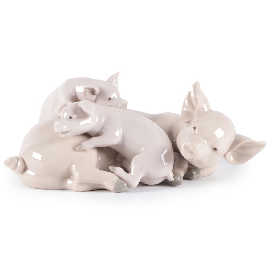Lladró "Playful Piglets" Porcelain Figurine Designed by José Roig