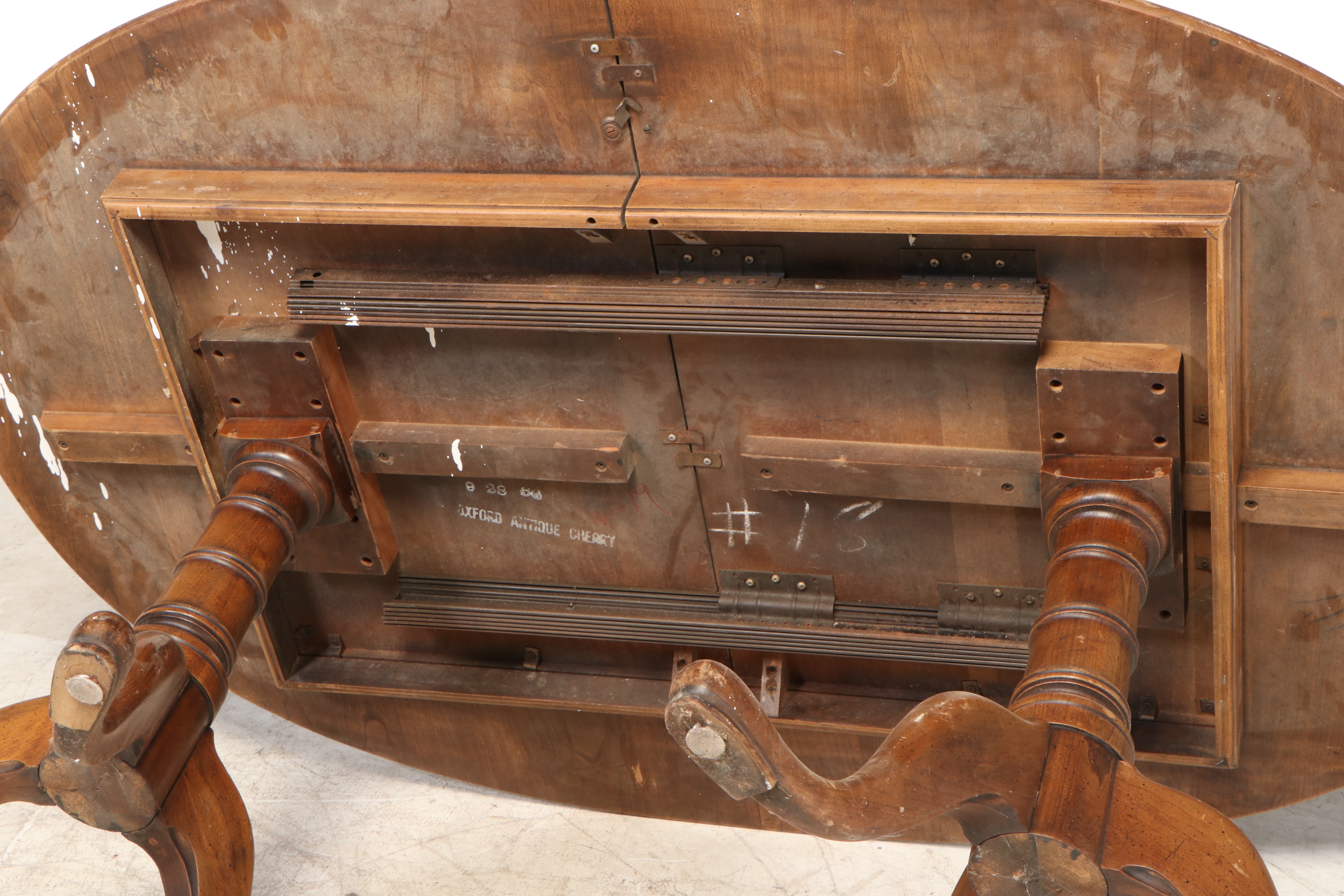 Statton Furniture Queen Anne Style Cherry Dining Set