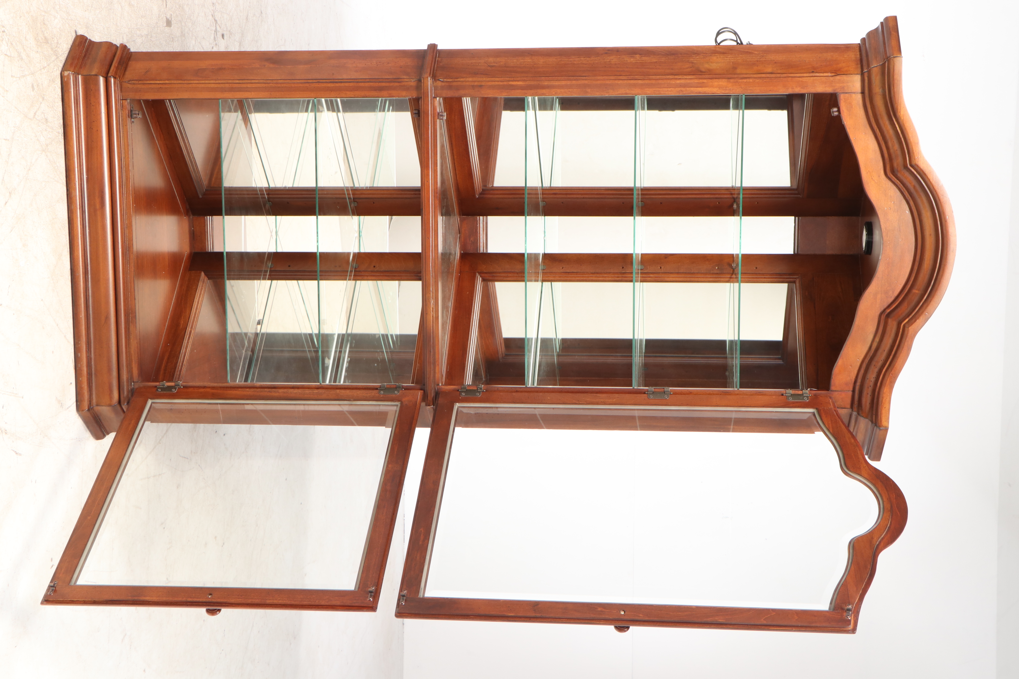 American Signature Corner Display Cabinet with Mirrored Interior