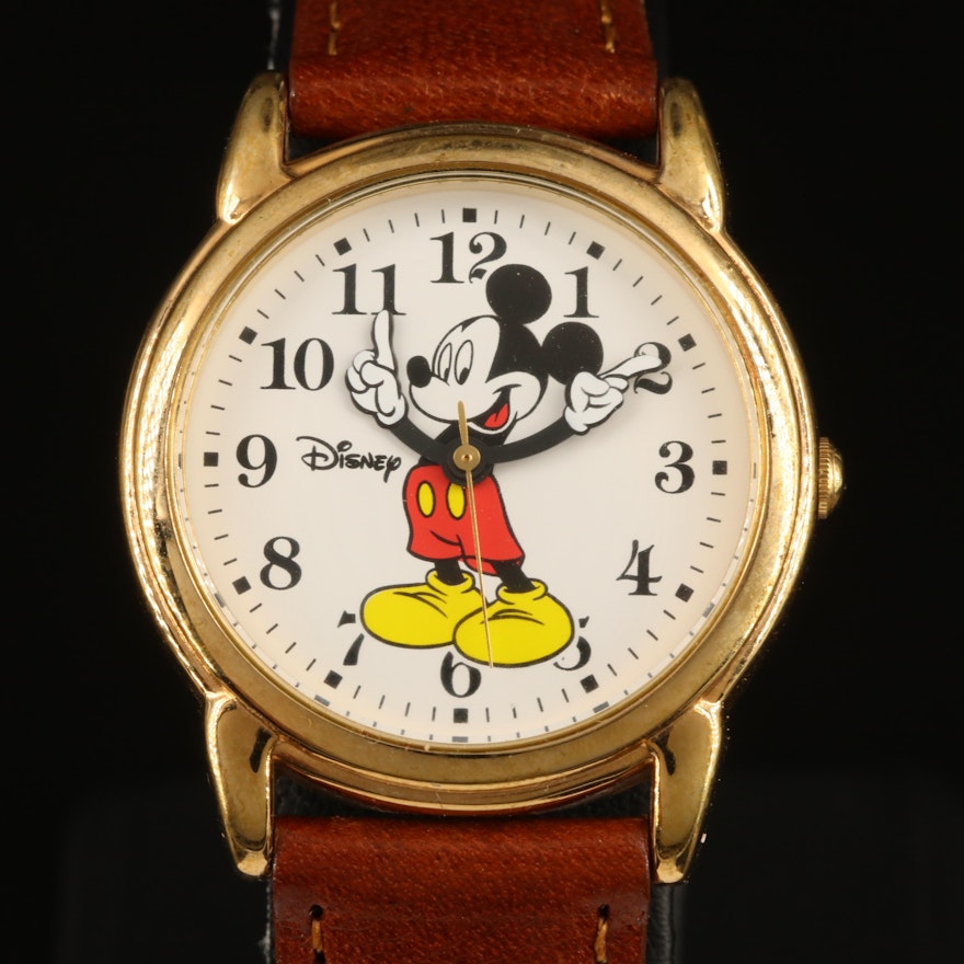 Disney Mickey Mouse Quartz Wristwatch