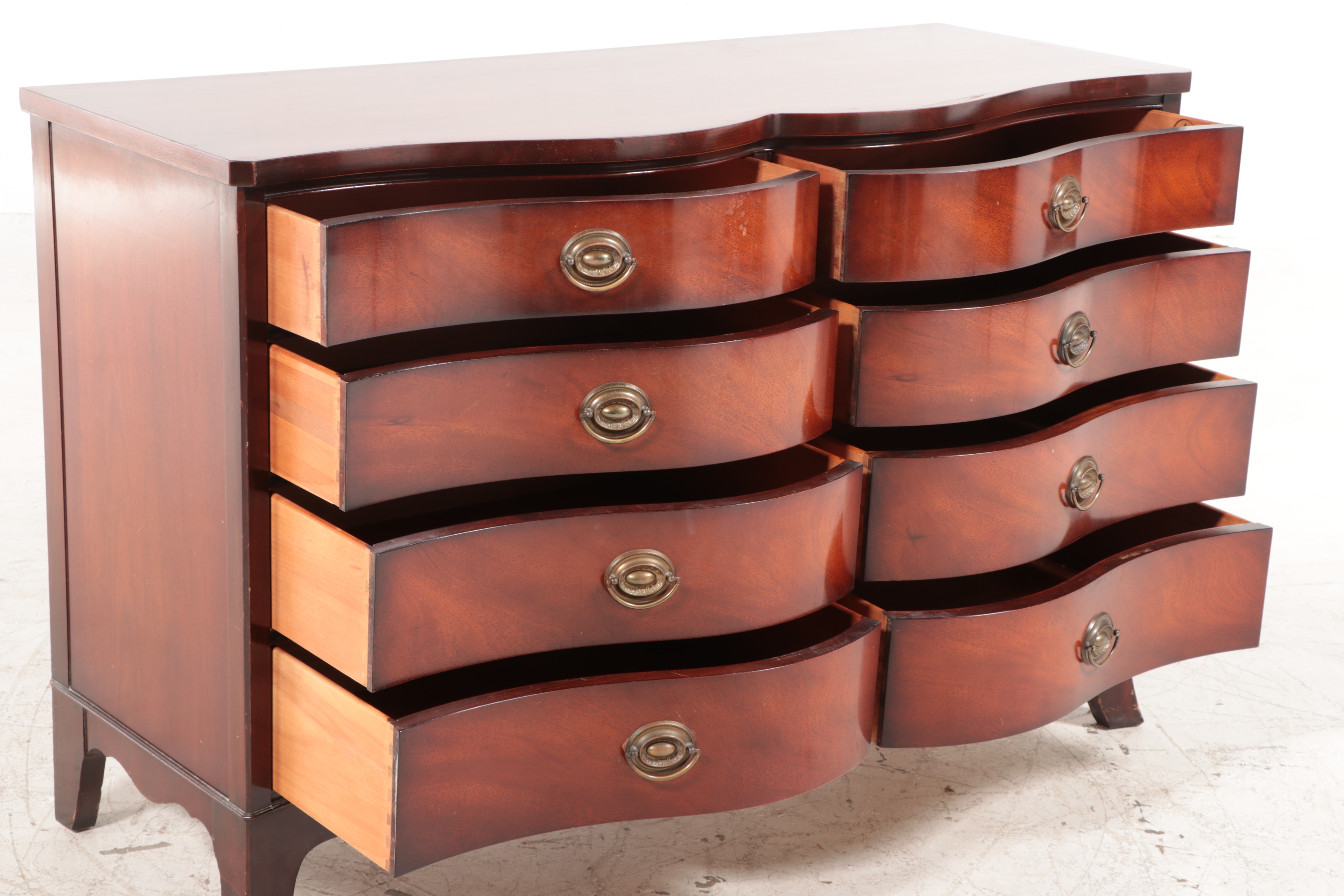 Drexel "Travis Court" Federal Style Mahogany Eight-Drawer Serpentine Dresser