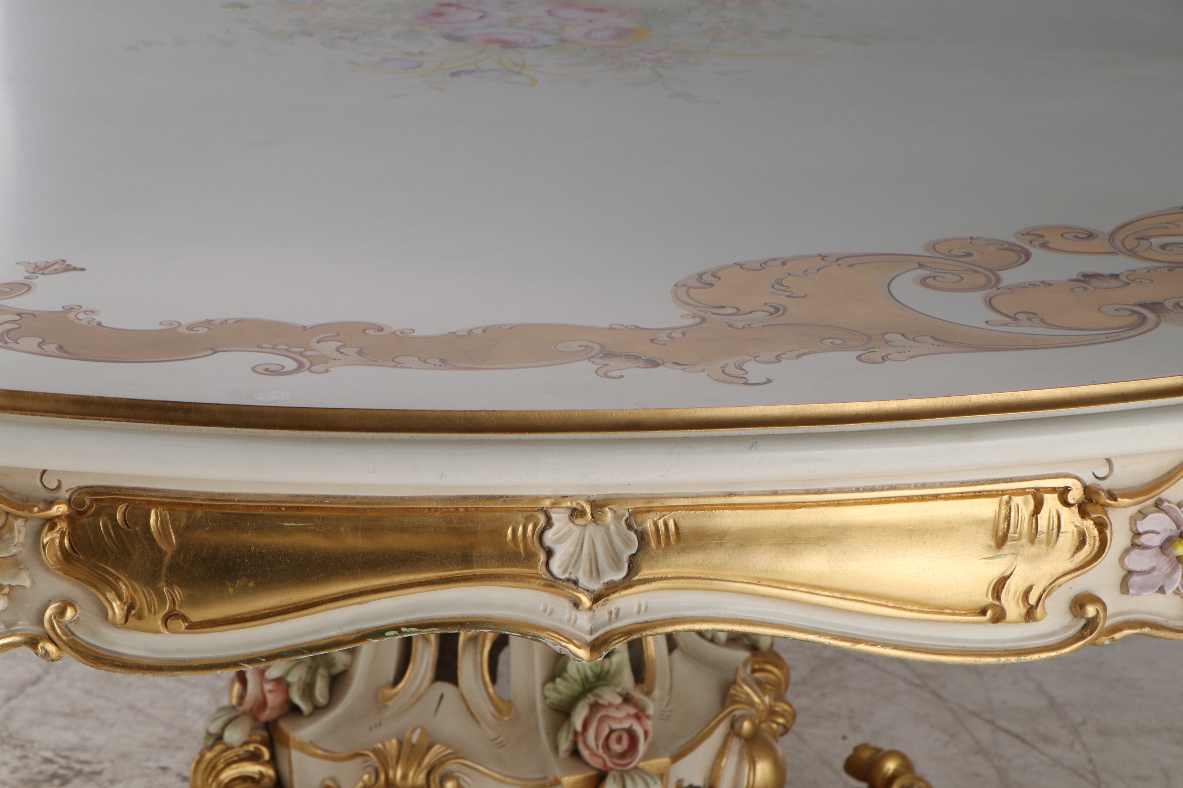 Meroni Francesco e Figli Rococo Style Paint-Decorated Nine-Piece Dining Set