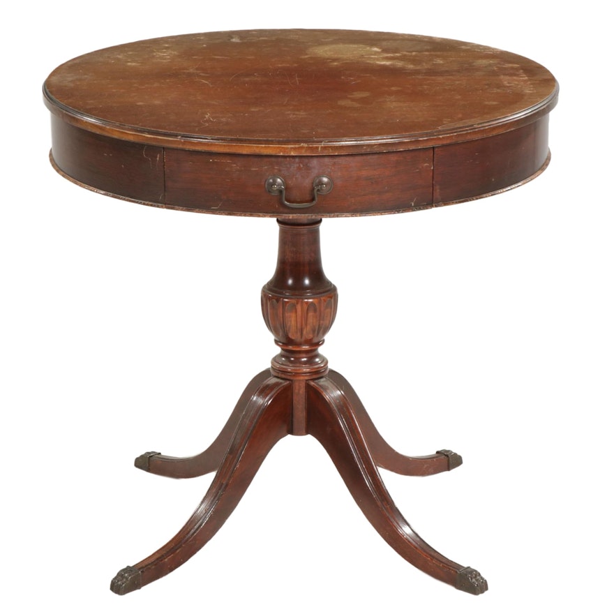 Mersman Duncan Phyfe Style Mahogany Round Center Table, Mid-20th Century