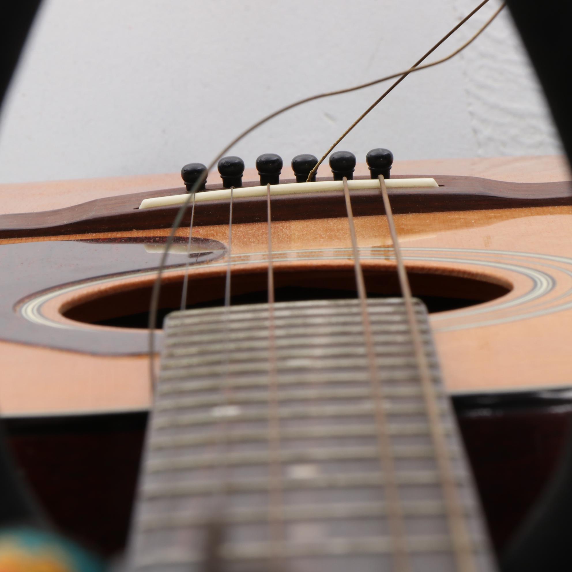 Yamaha FG-170 Acoustic Folk Guitar with Strap, Case, c. 1973
