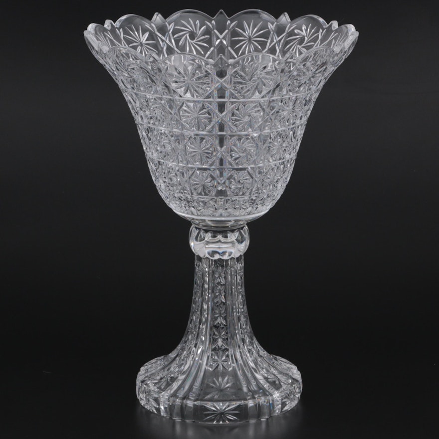 Towle "Pinstar" Crystal Pedestal Centerpiece Bowl