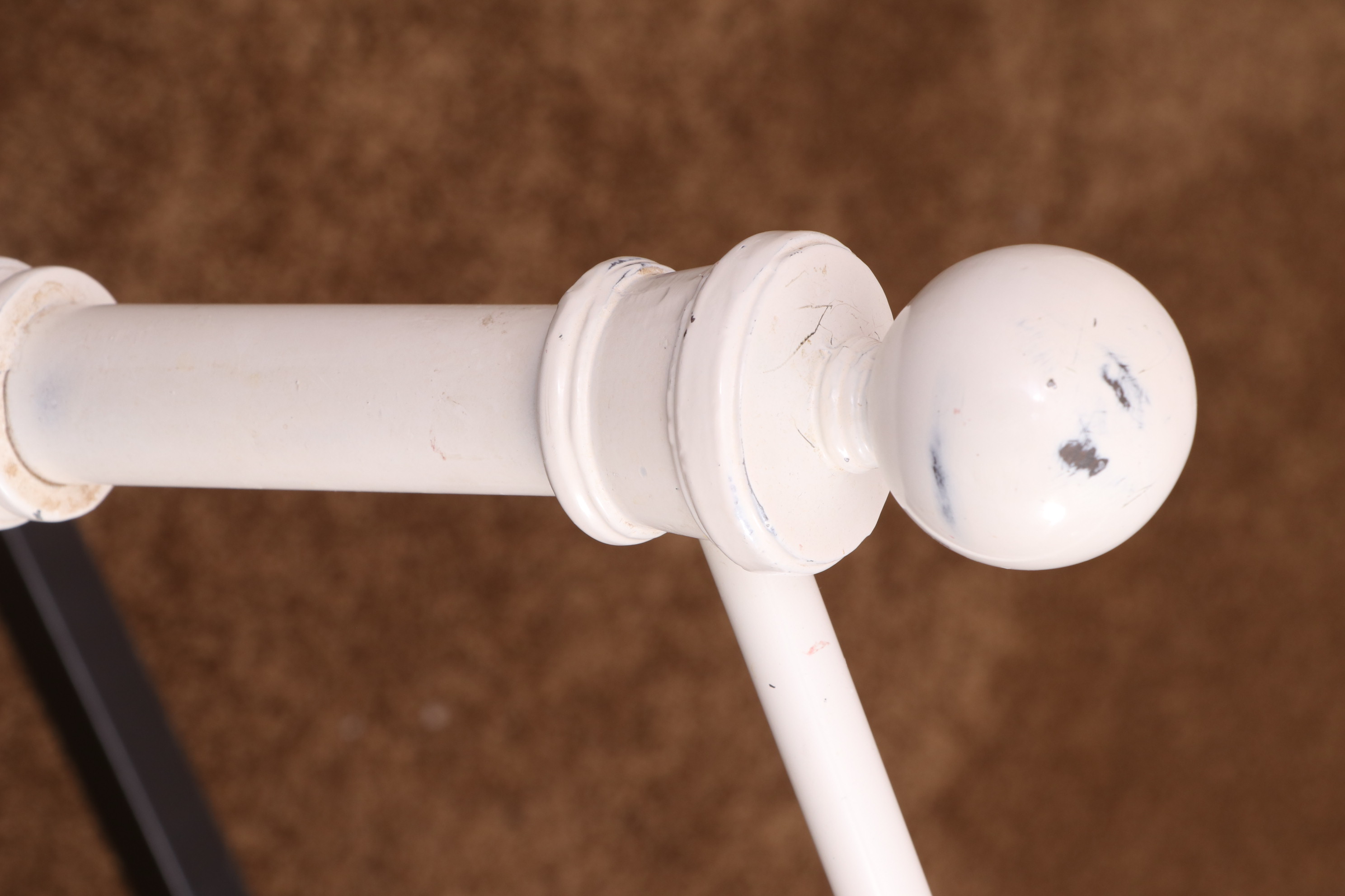 Victorian Style Queen White Metal Bed Frame