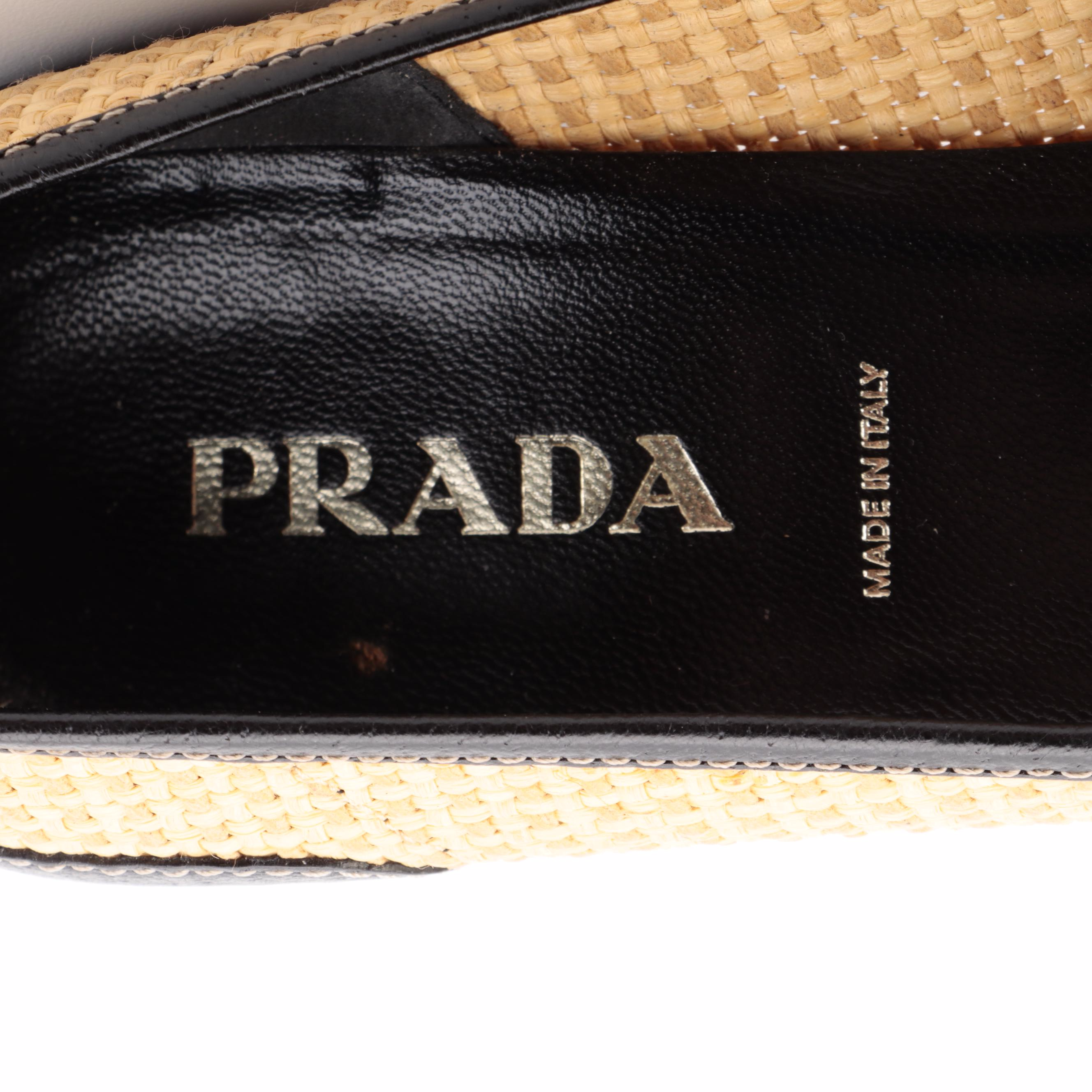 Prada Pointed Toe Pumps in Raffia and Leather with Box