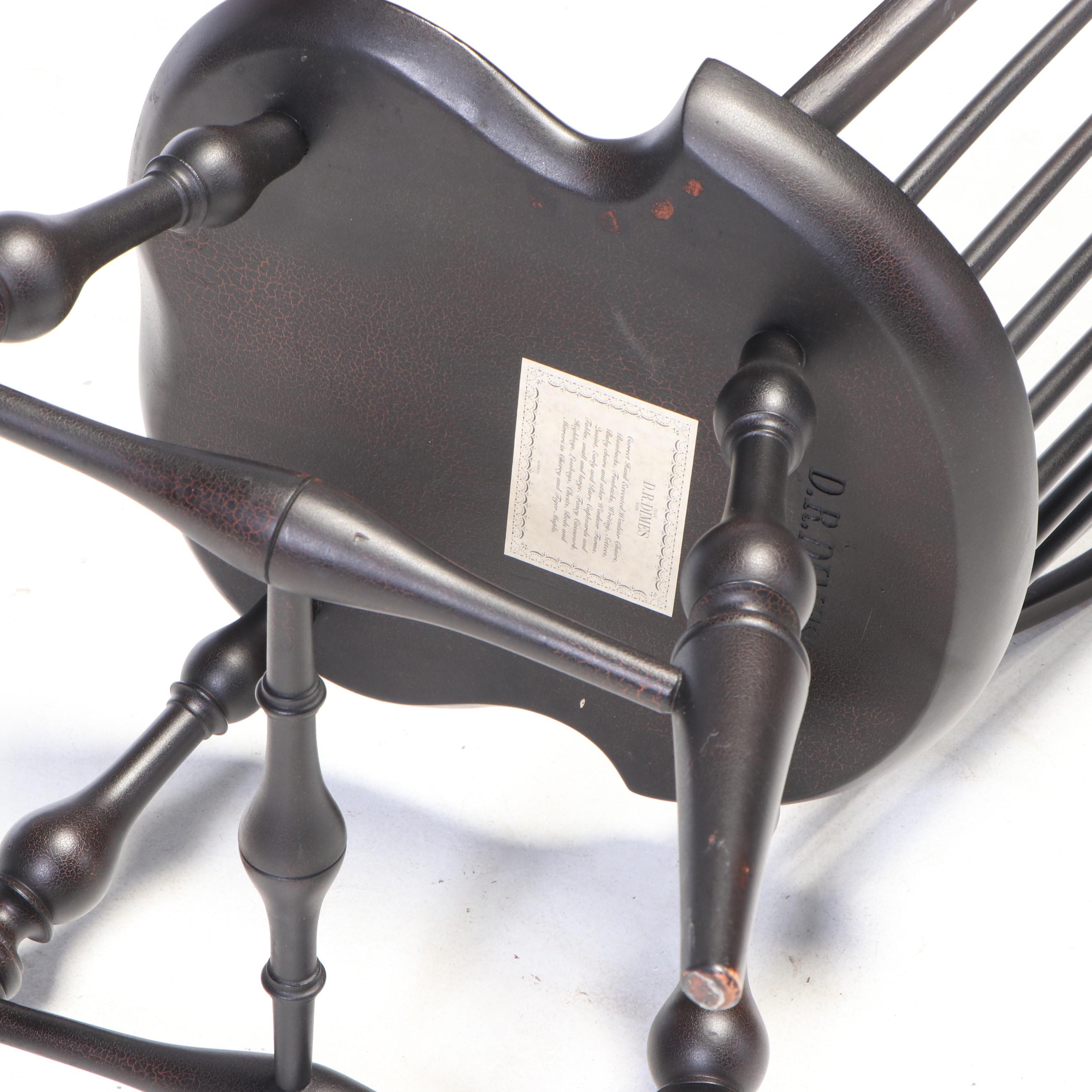 D.R. Dimes American Primitive Style Tiger Maple and Ebonized Windsor Dining Set