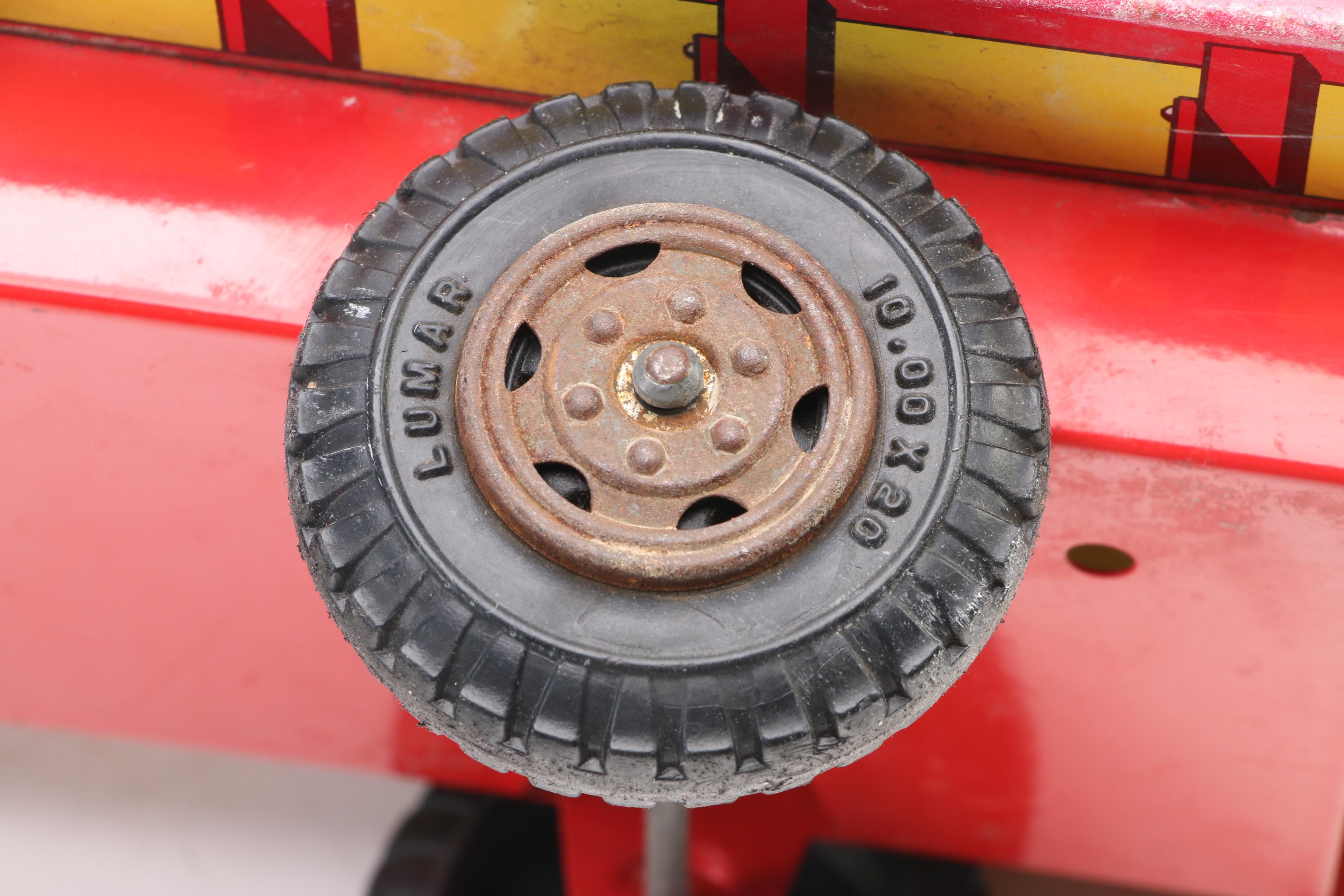 Marx Toys Tin Litho Lazy Day Farms Toy Milk Truck, Mid-20th Century