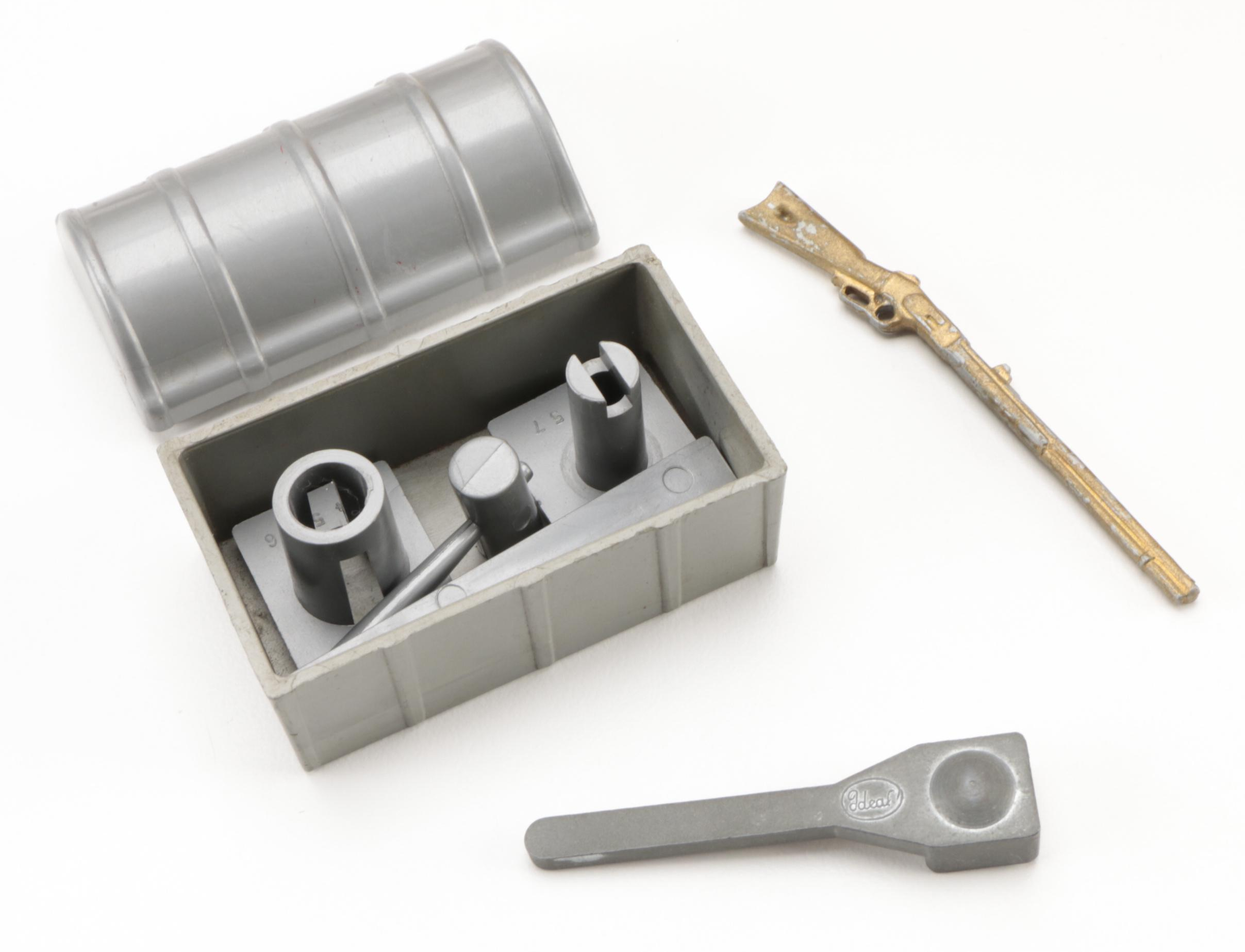 Tim Mee Toy "Wild West Playset" with Other Toy Stage Coach, Mid to Late 20th C.