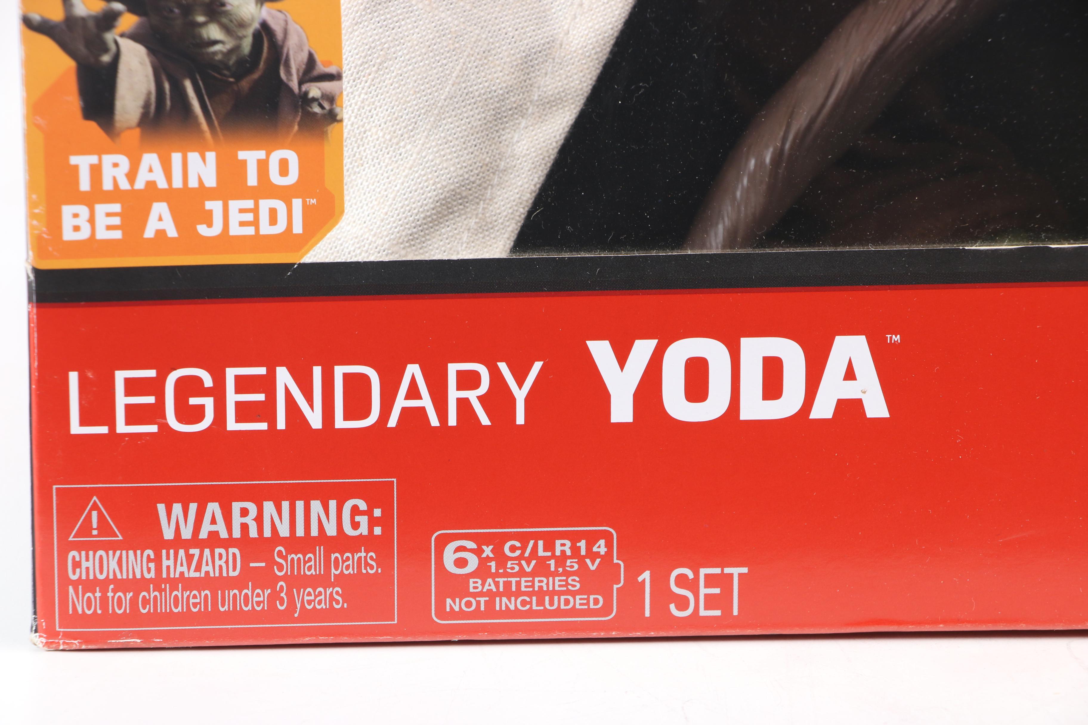 Disney Star Wars Legendary Jedi Master Yoda, Collector Box Edition