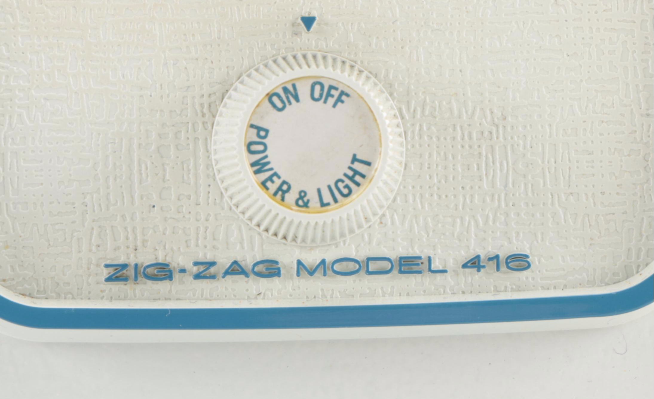 Singer Stylist Zig-Zag Model 416 Electric Sewing Machine with Case, 1970s