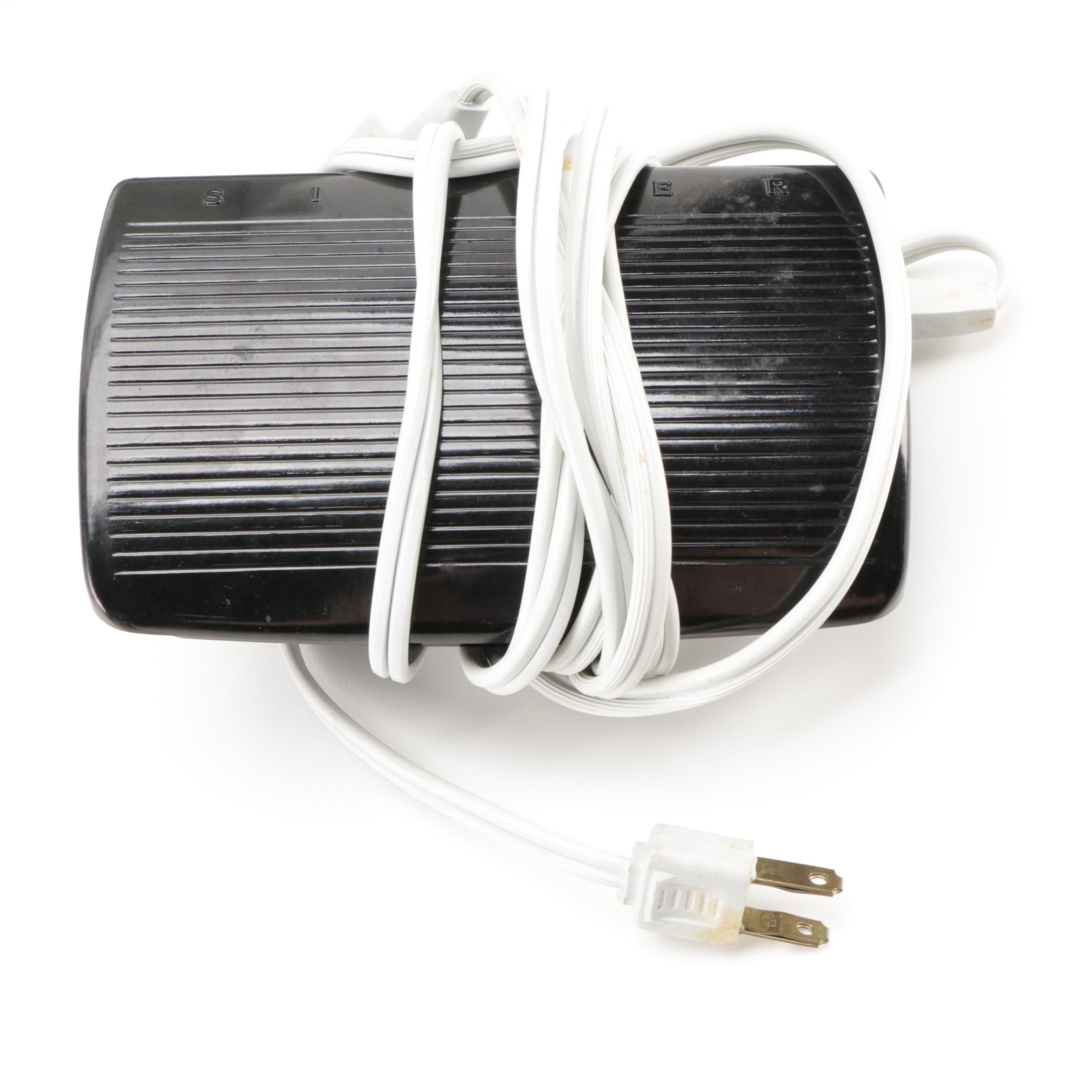 Singer Stylist Zig-Zag Model 416 Electric Sewing Machine with Case, 1970s