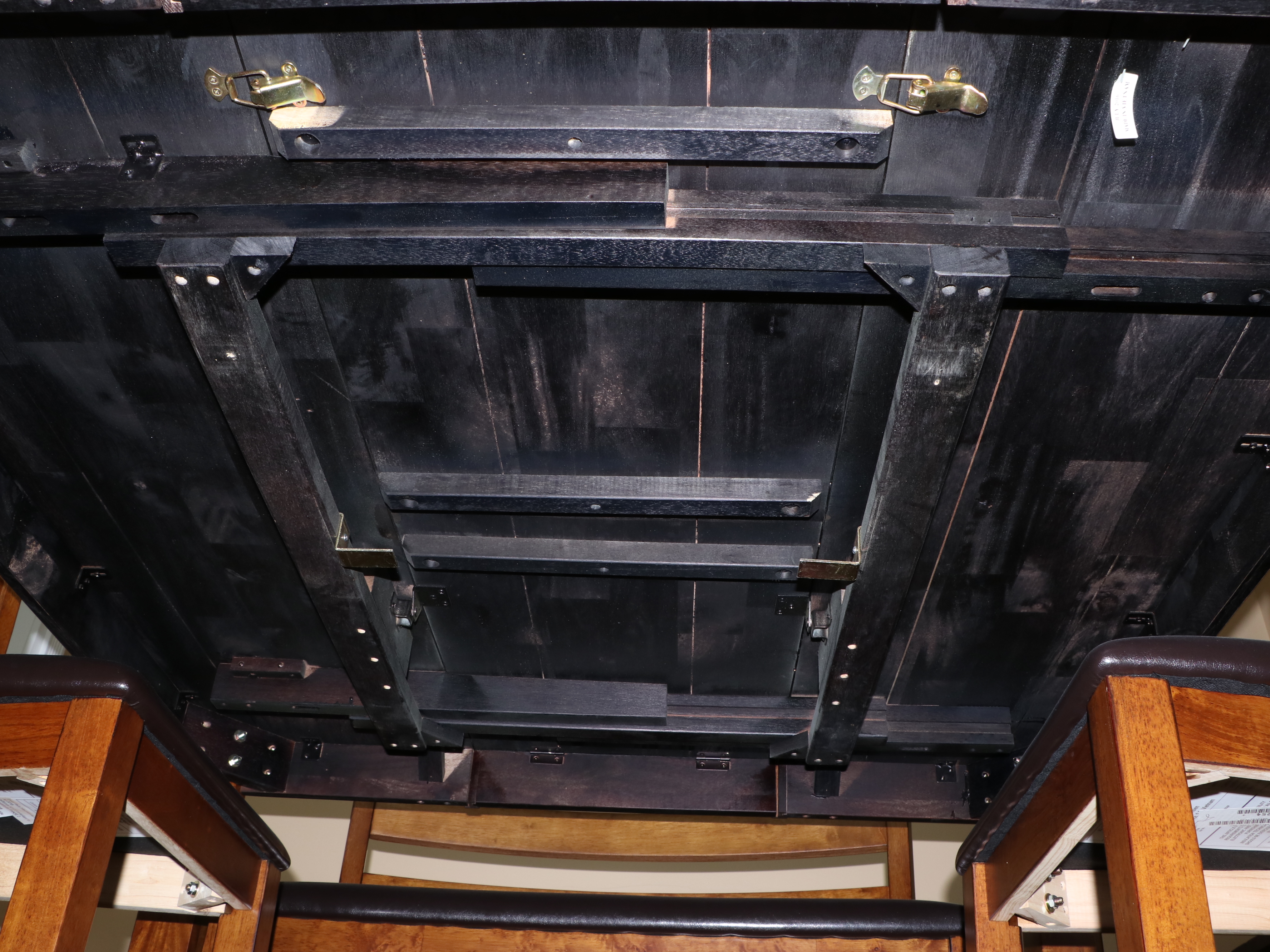 Great Veca Co. High-Top Wooden Six-Piece Dining Set