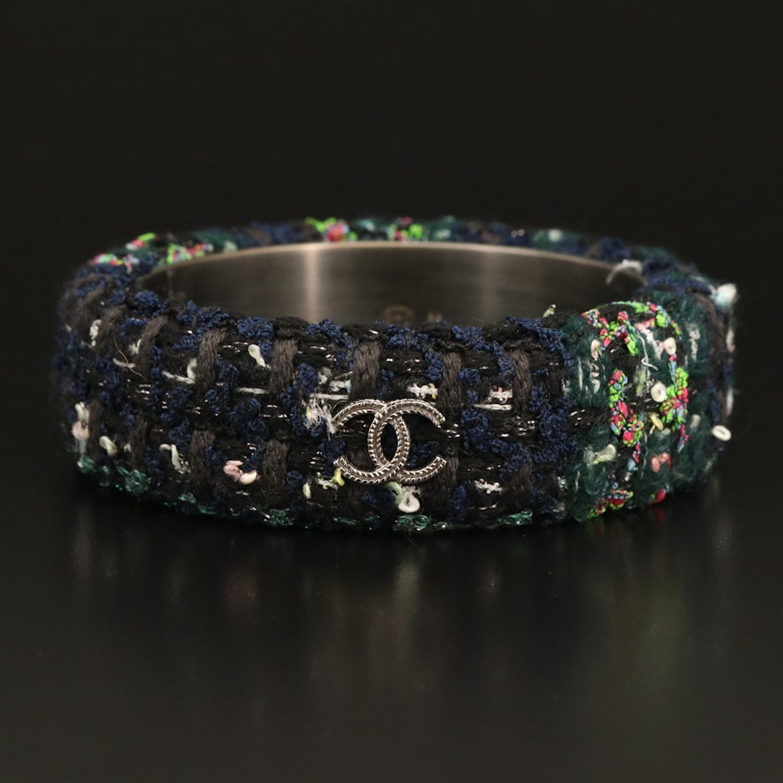 2013 Autumn Chanel Navy Blue and Green Tweed CC Bangle, Size M