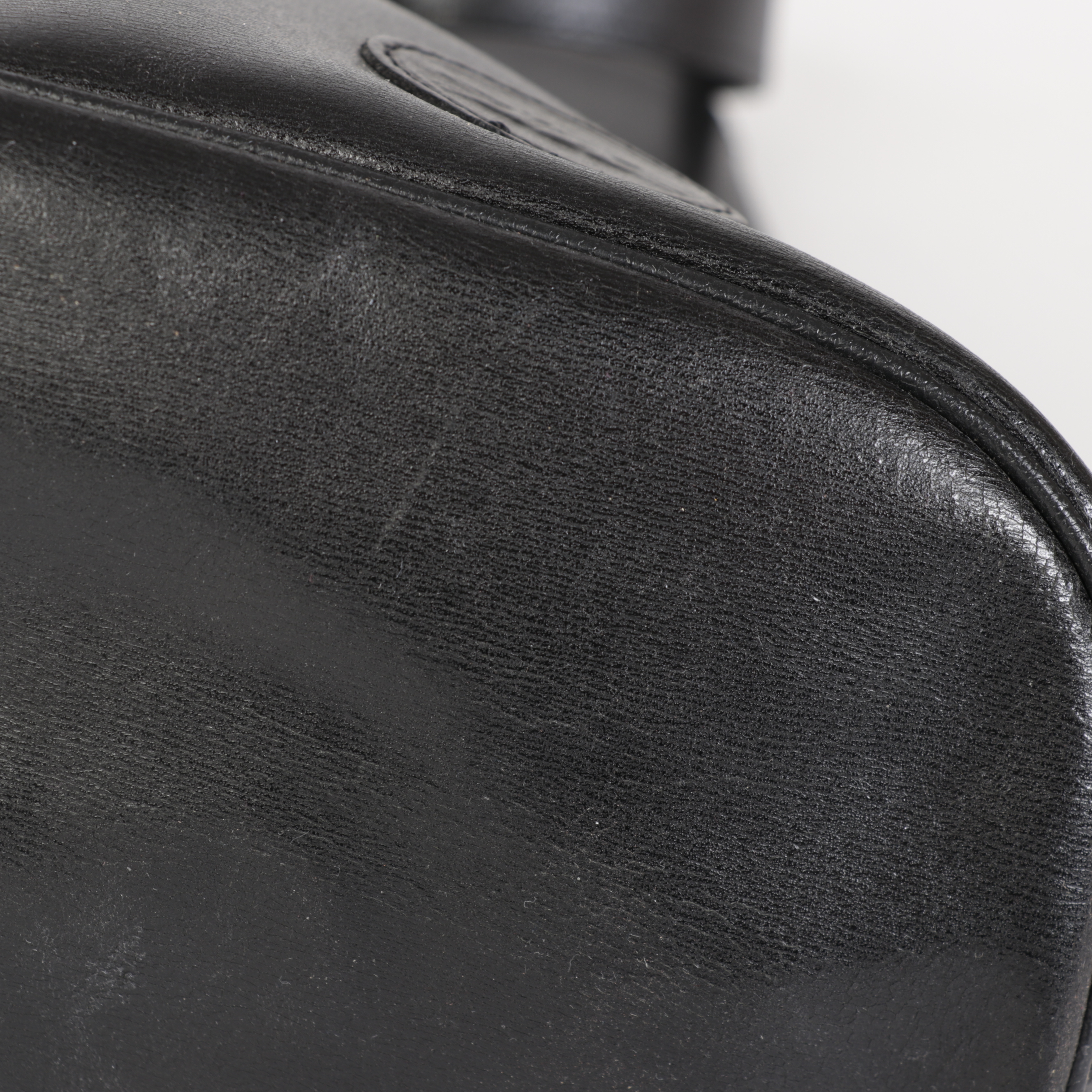 Longchamp Zip-Around Shoulder Bag in Black Leather