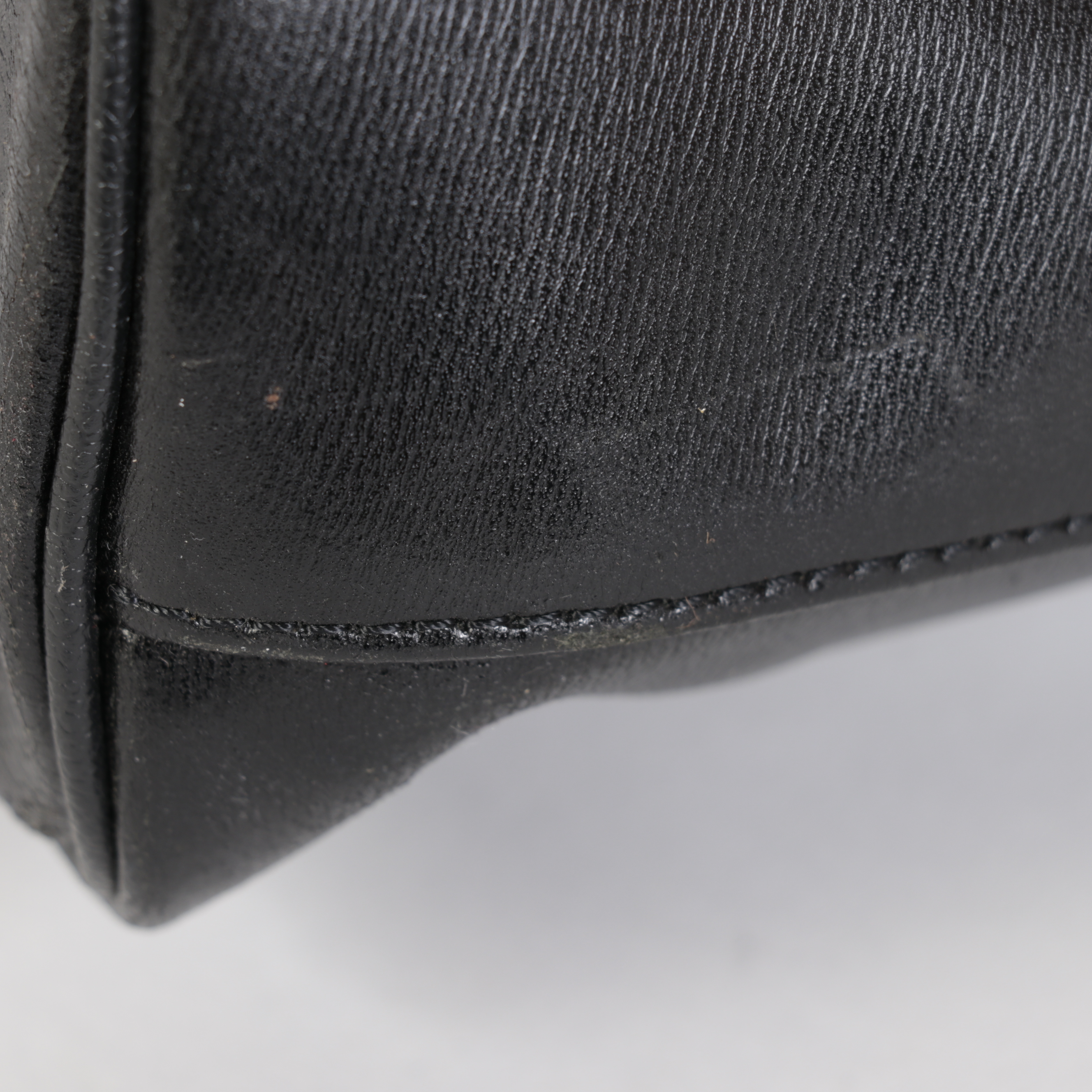 Longchamp Zip-Around Shoulder Bag in Black Leather