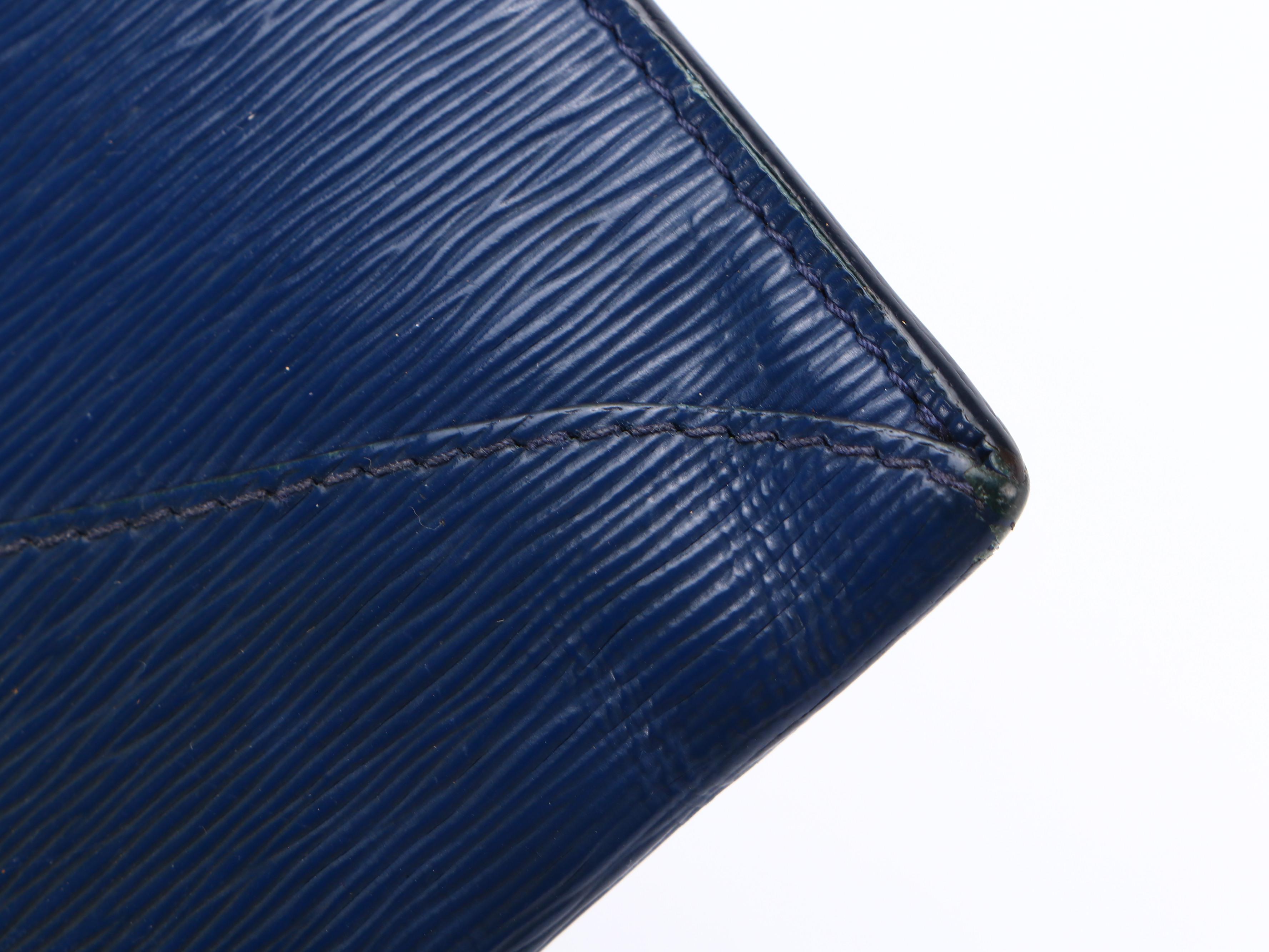 Prada Busta Con Pattina Wallet in Blue Vitello Move Leather