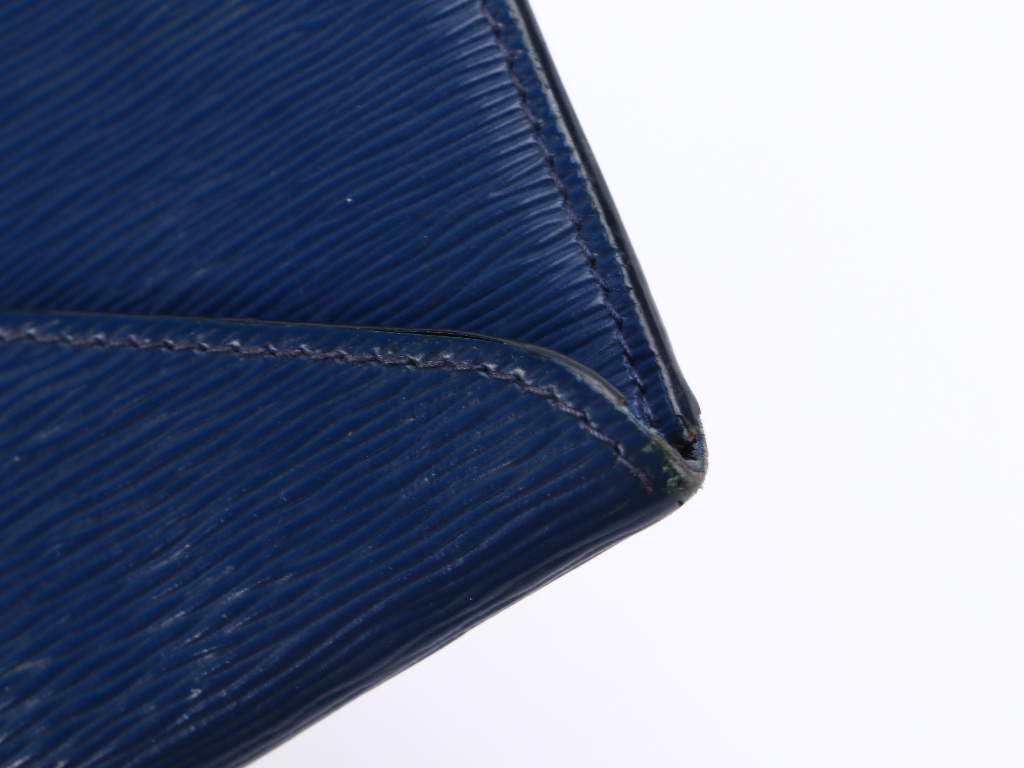 Prada Busta Con Pattina Wallet in Blue Vitello Move Leather