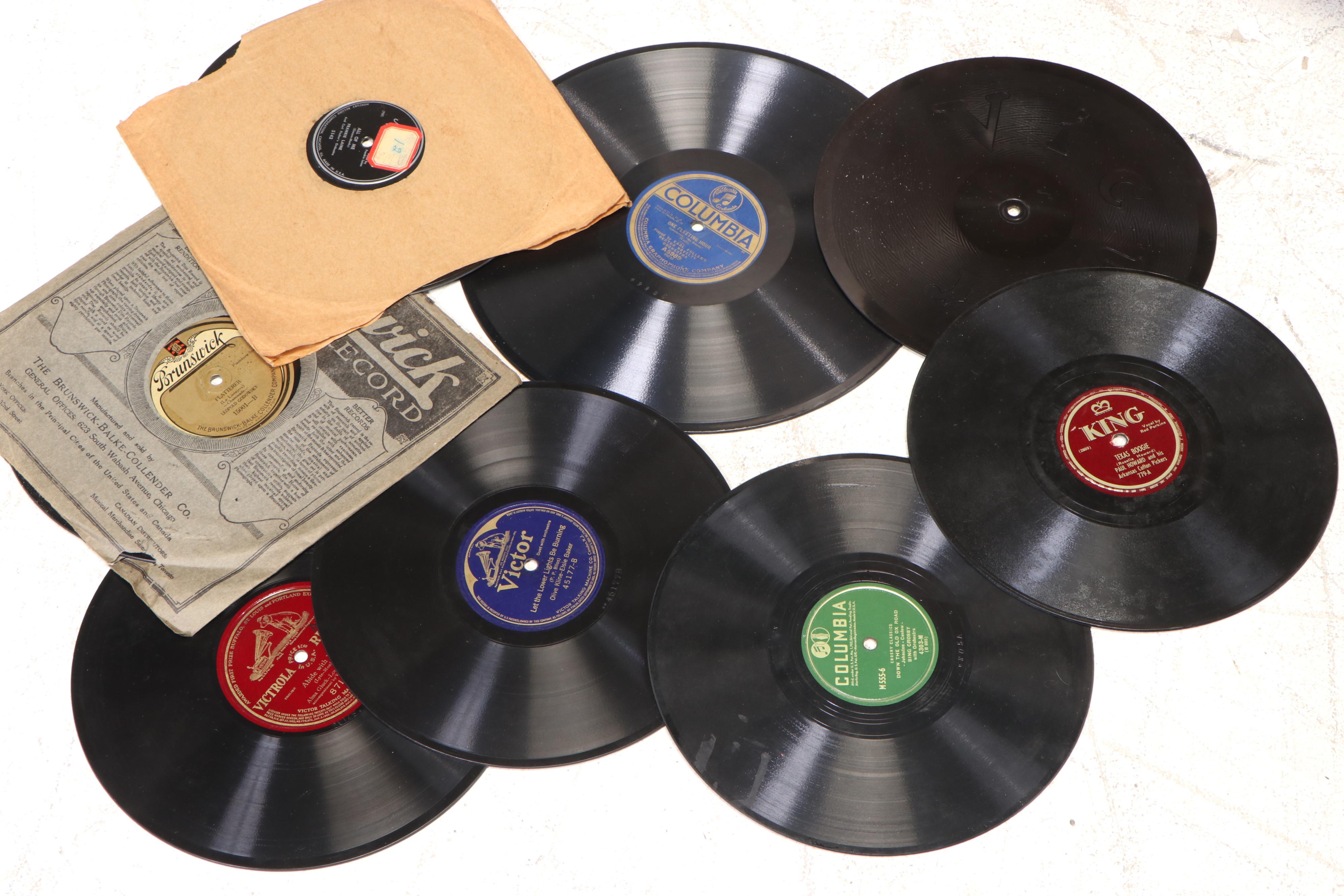 Victor Talking Machine Co. Victrola No. 2 Record Player in Standing Cabinet