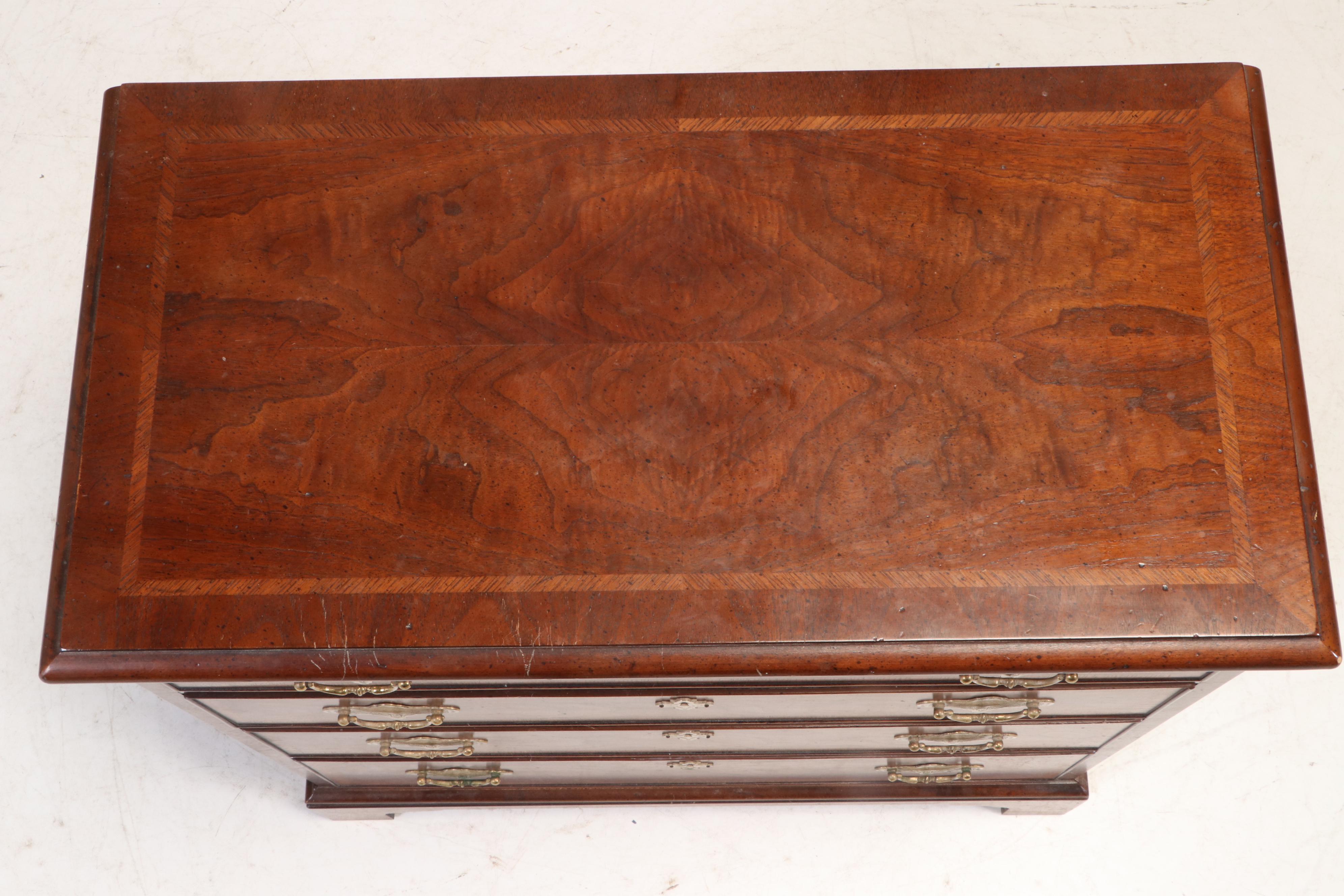 Henredon "Folio Four" George II Style Walnut and Crossbanded Bedside Chest