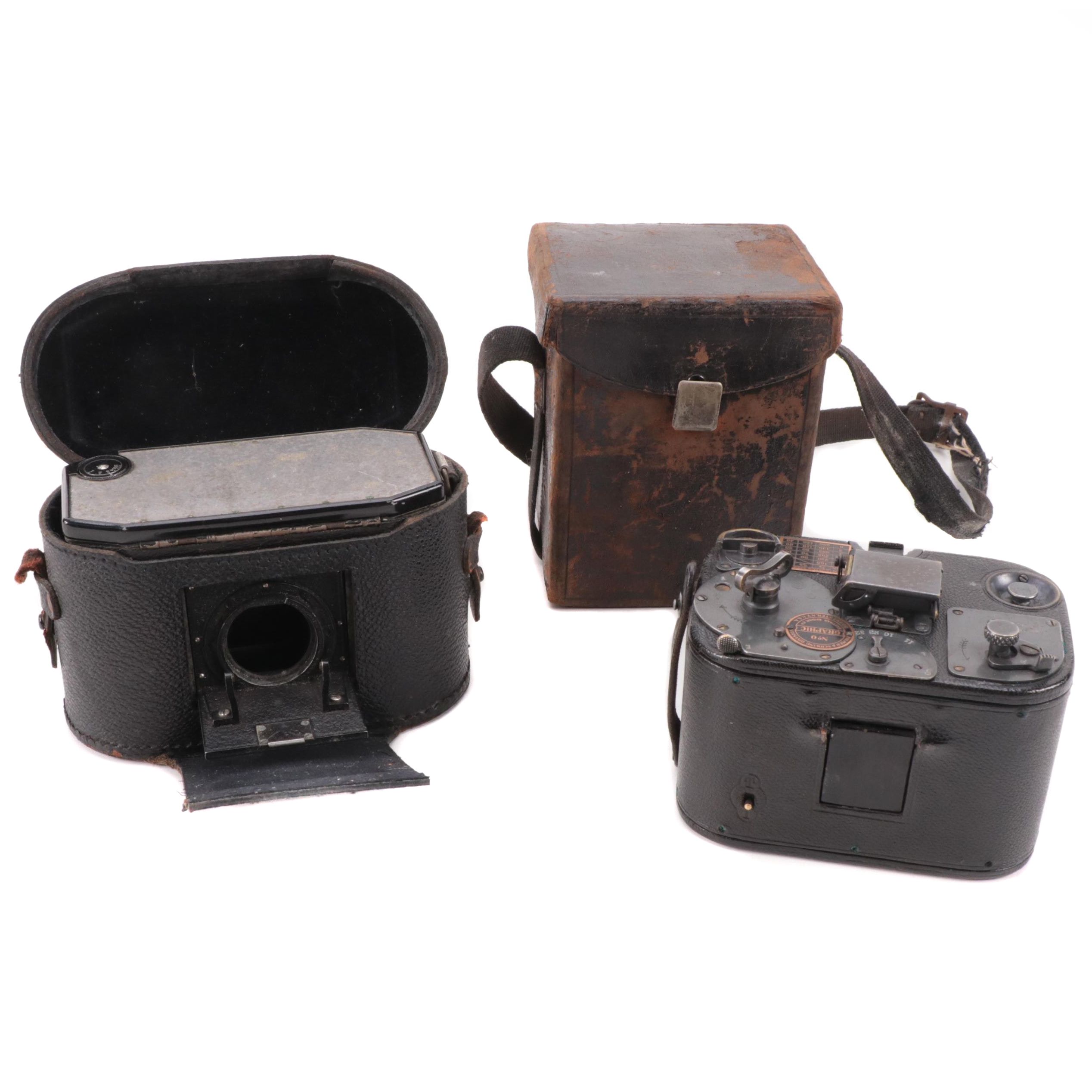 Graflex National Graflex Series II and Kodak Graphic Cameras, Early 20th Century
