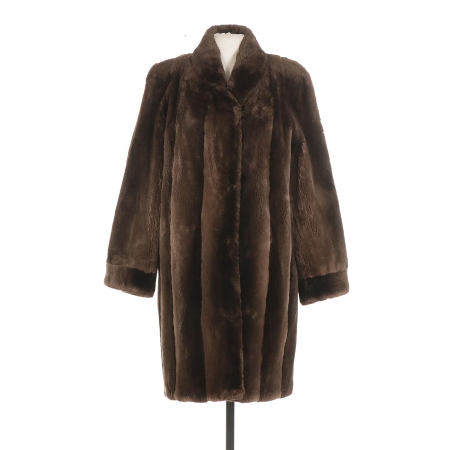 Phantom Sheared Beaver Fur Coat with Banded Cuffs from Traeger Furs, 1970s