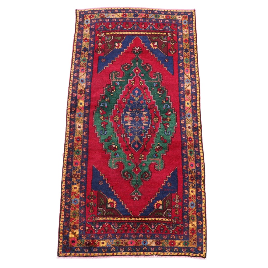 4'7 x 9'1 Hand-Knotted Persian Caucasian Area Rug