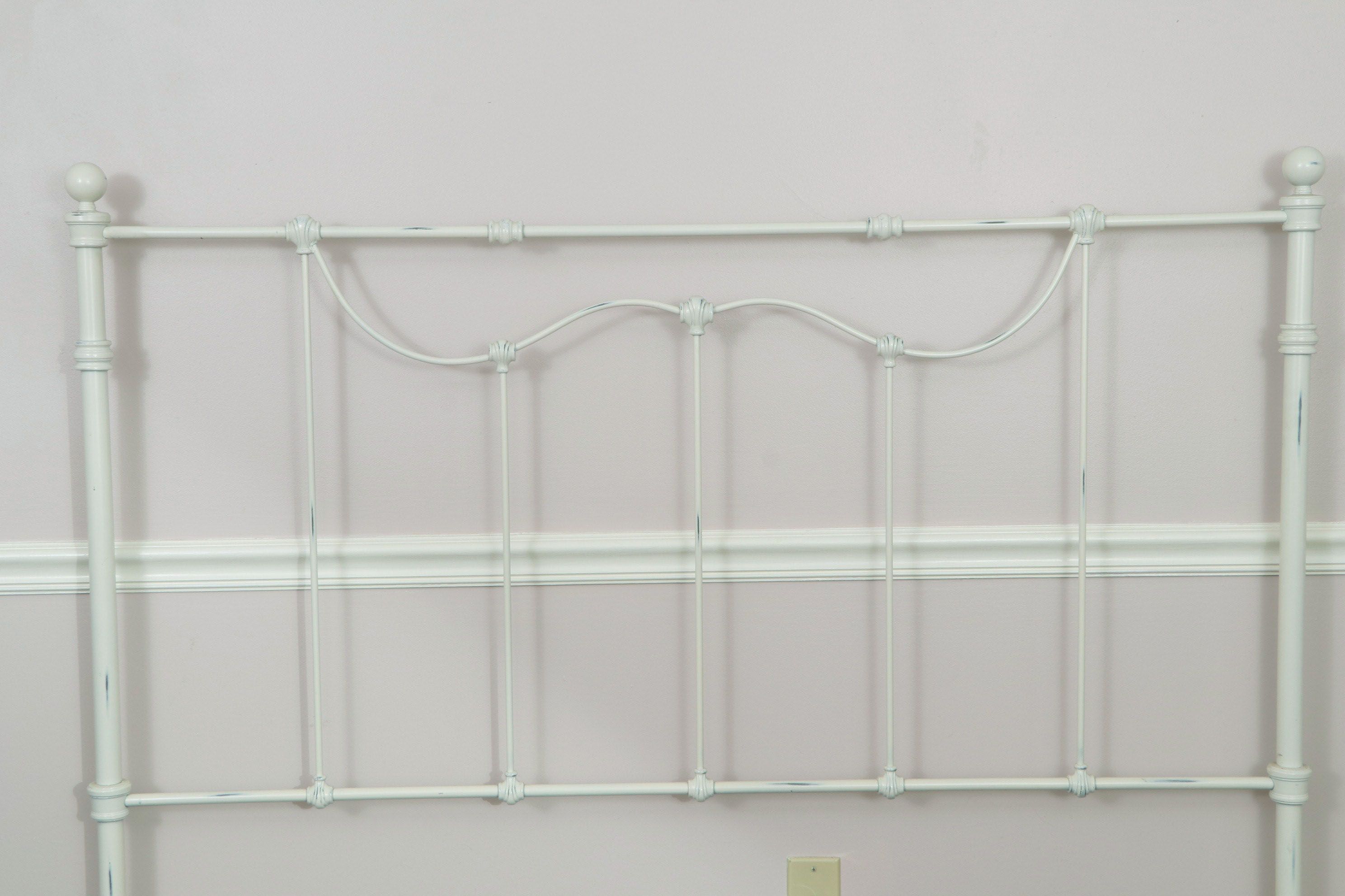 Victorian Style Queen White Metal Bed Frame