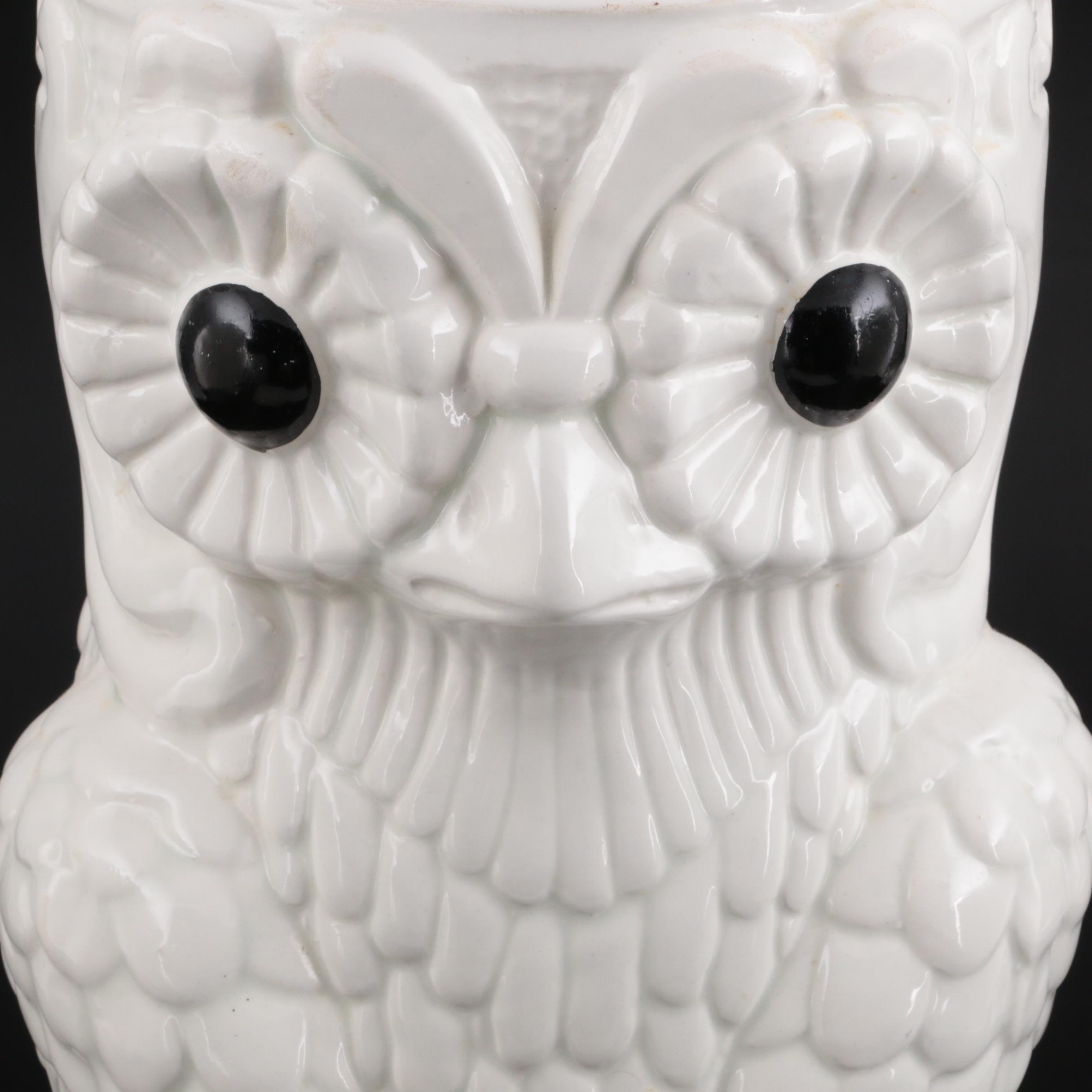 Ceramic Owl Form Umbrella Stand, Late 20th Century