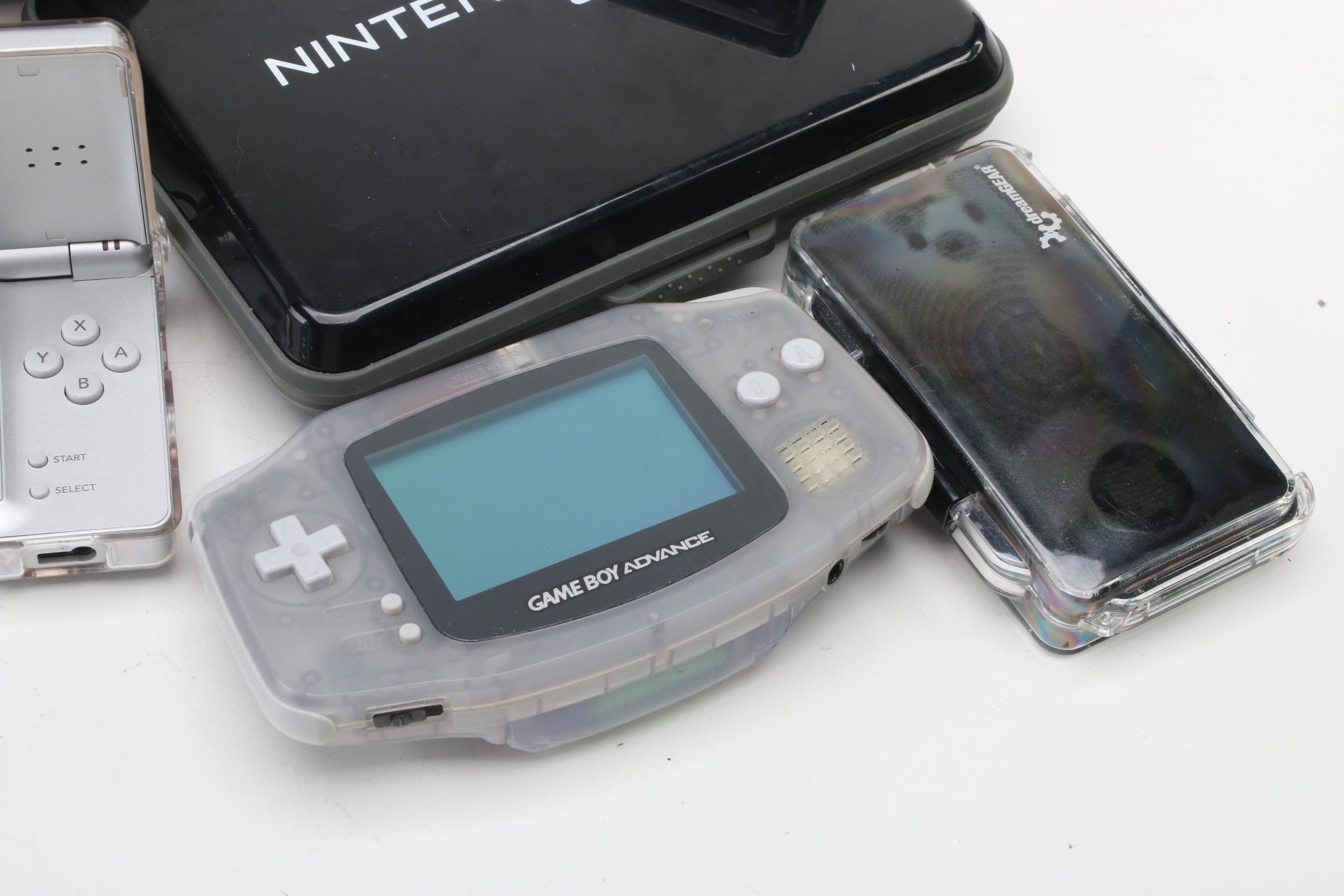 Nintendo Gameboy Advance, Nintendo DS, Gameboy Advance SP, Accessories and Games