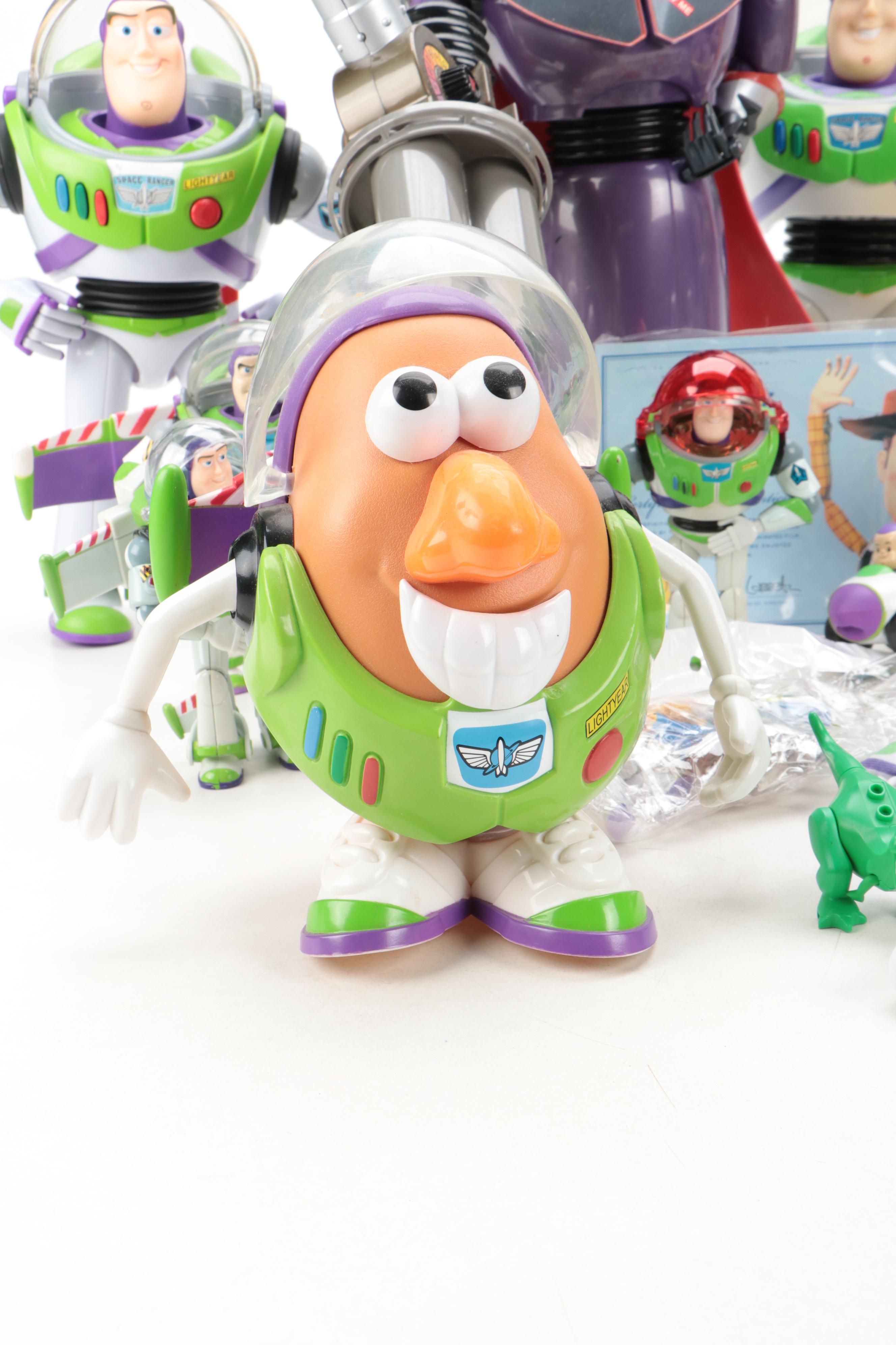 Disney's Buzz Lightyear, Woody and Other "Toy Story" Toys and Clock
