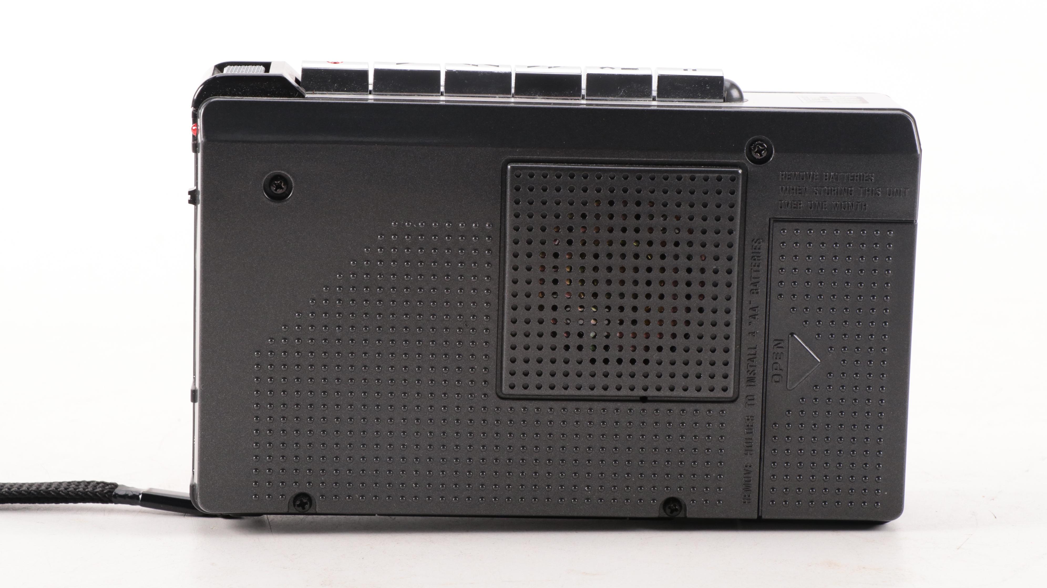 General Electric GE Fastrac Handheld Cassette Recorder, 1980s