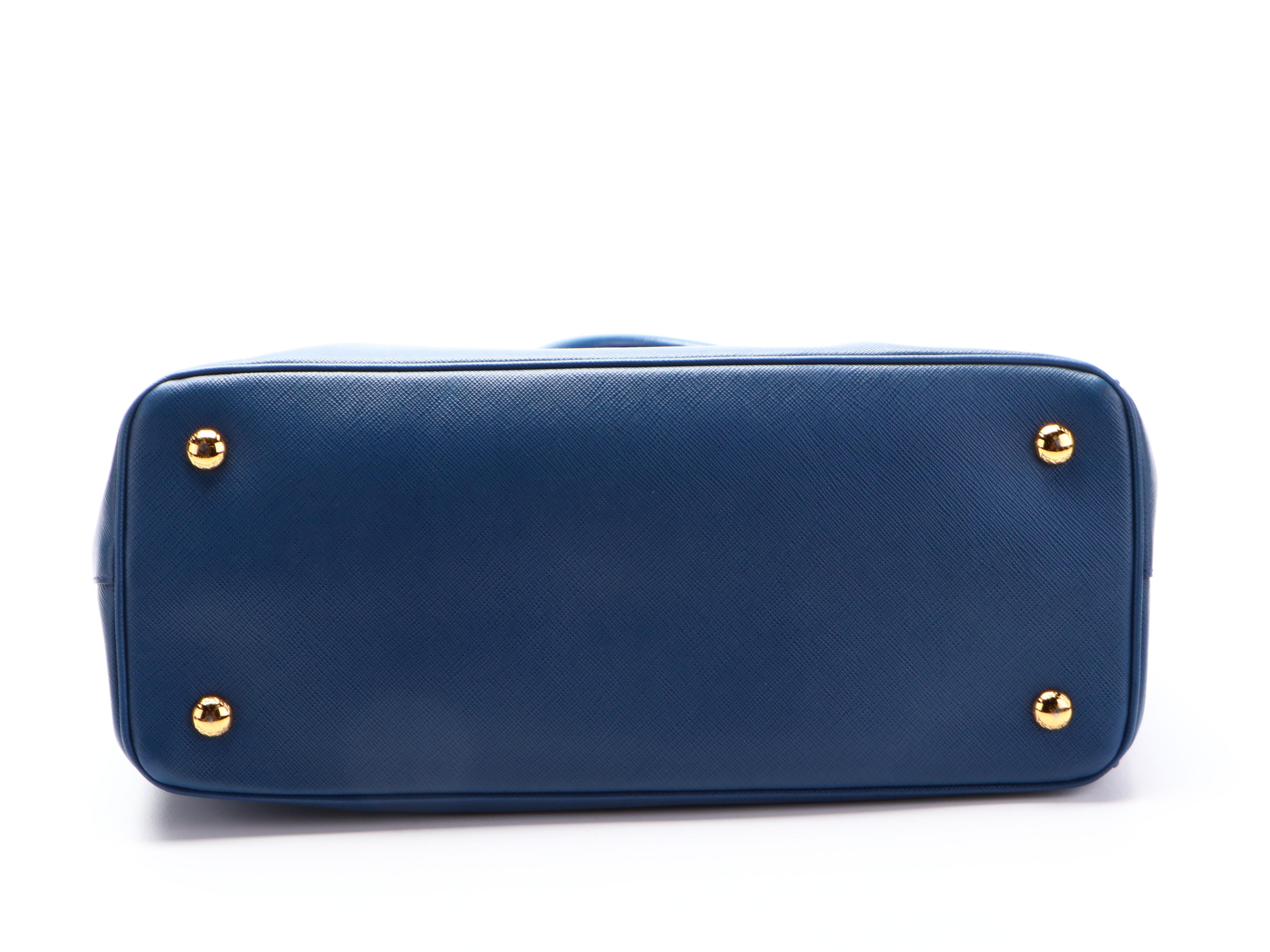 Prada Medium Lux Tote Handbag in Blue Saffiano Leather with Detachable Strap