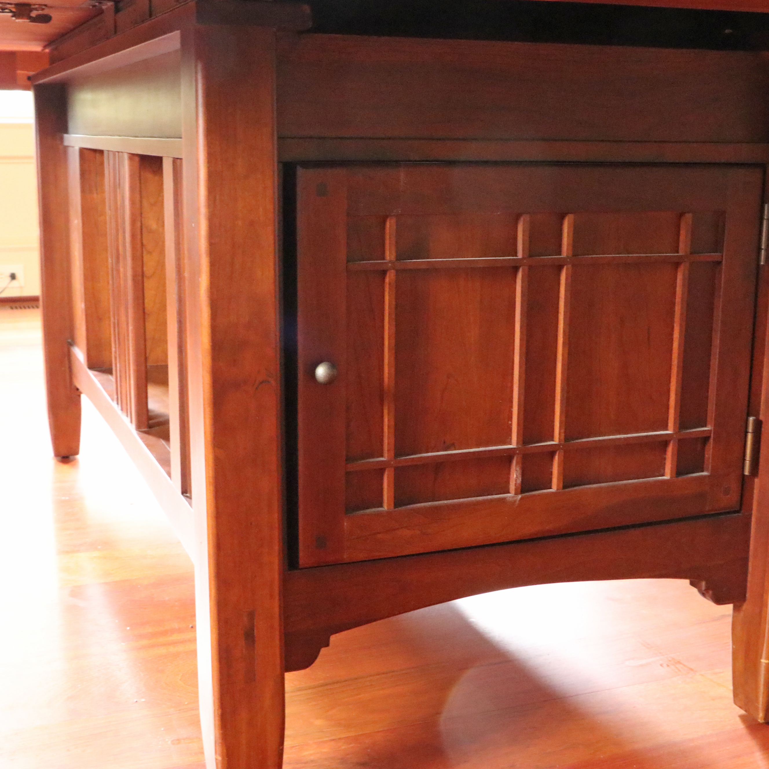 Bob Timberlake for Lexington "Arts and Crafts Collection"  Cherry Dining Table