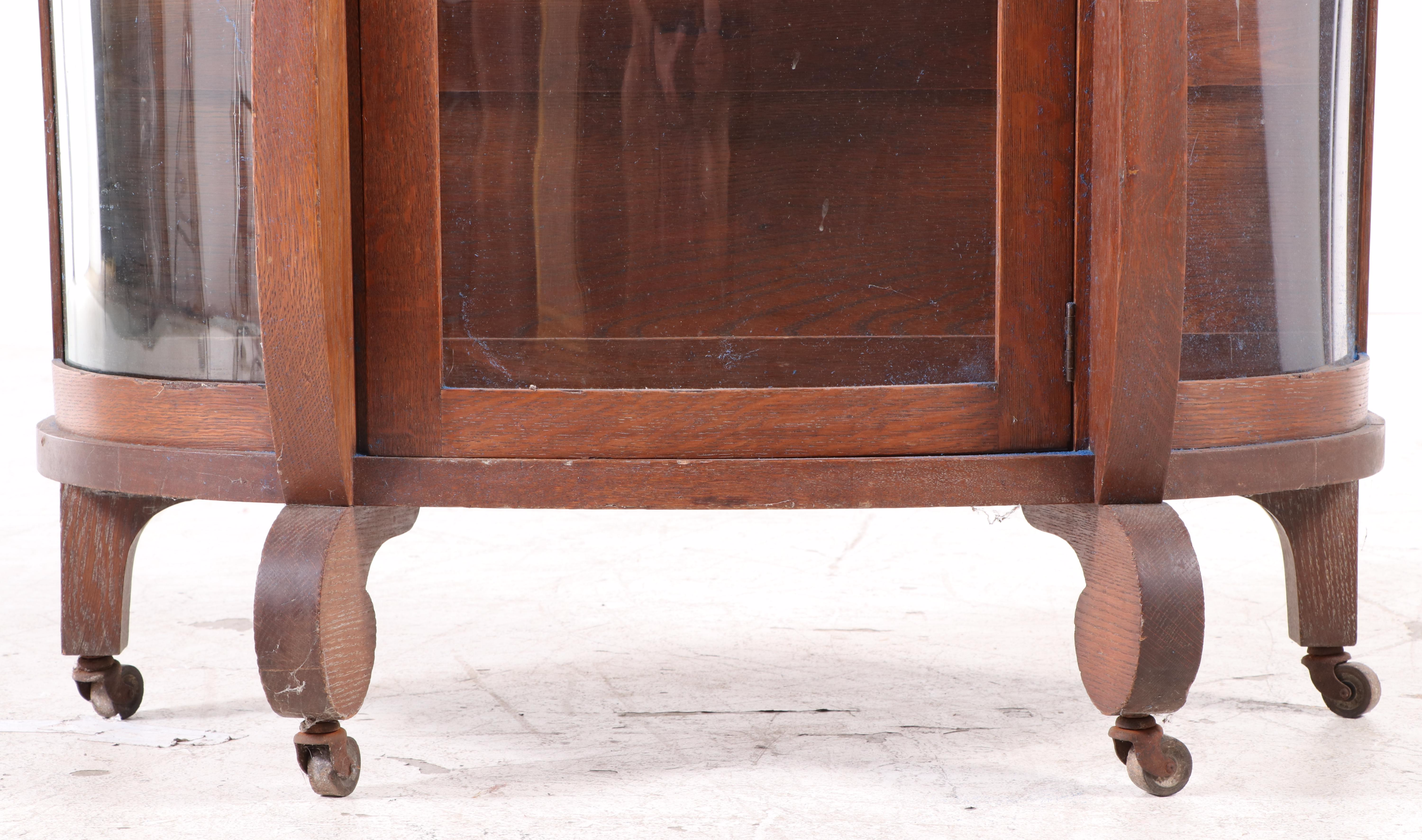 American Empire Revival Quartersawn Oak & Curved Glass China Cabinet, circa 1900