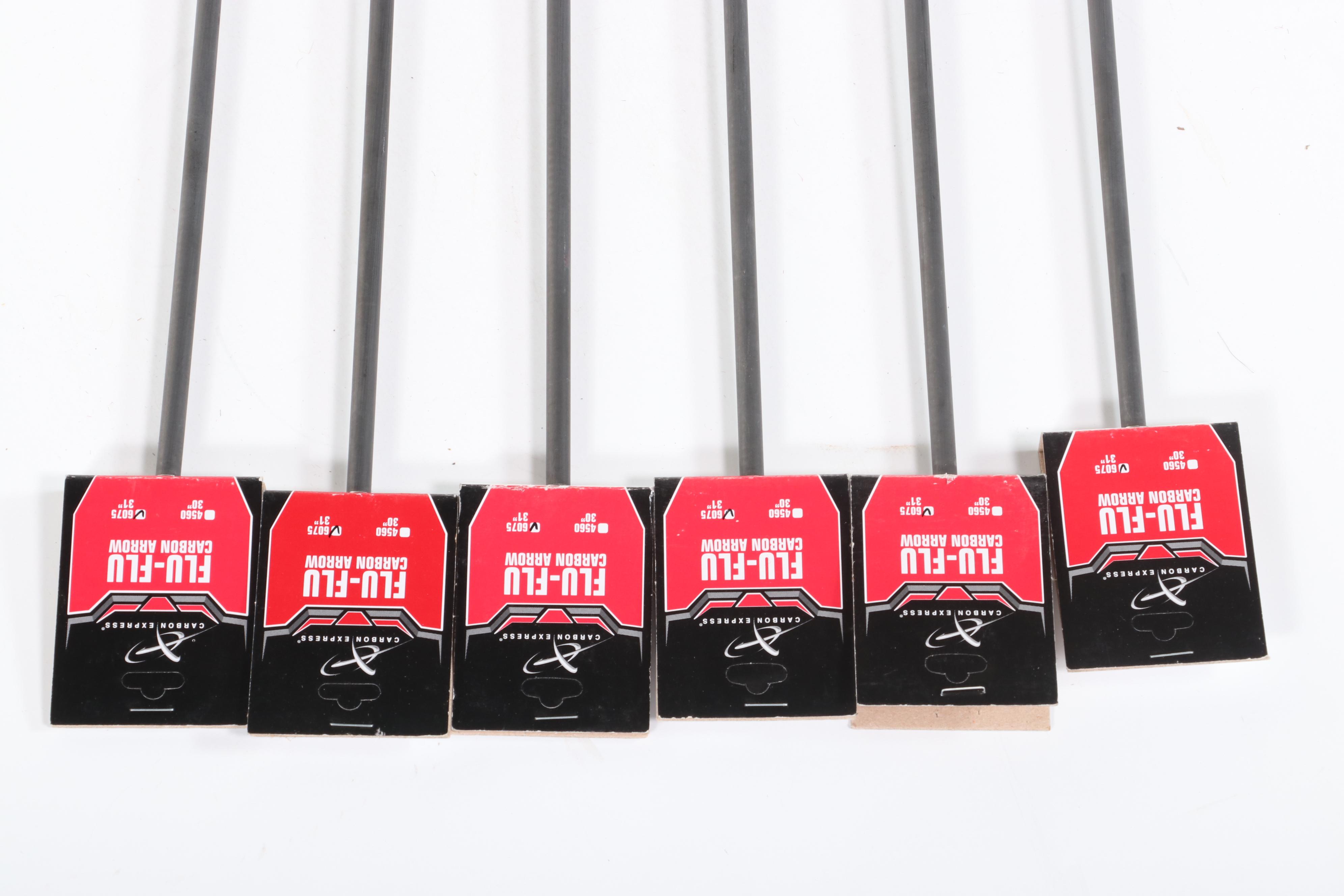 Delta McKenzie "Wedgie" Archery Target Bag & Six Carbon Express "Flu-Flu" Arrows