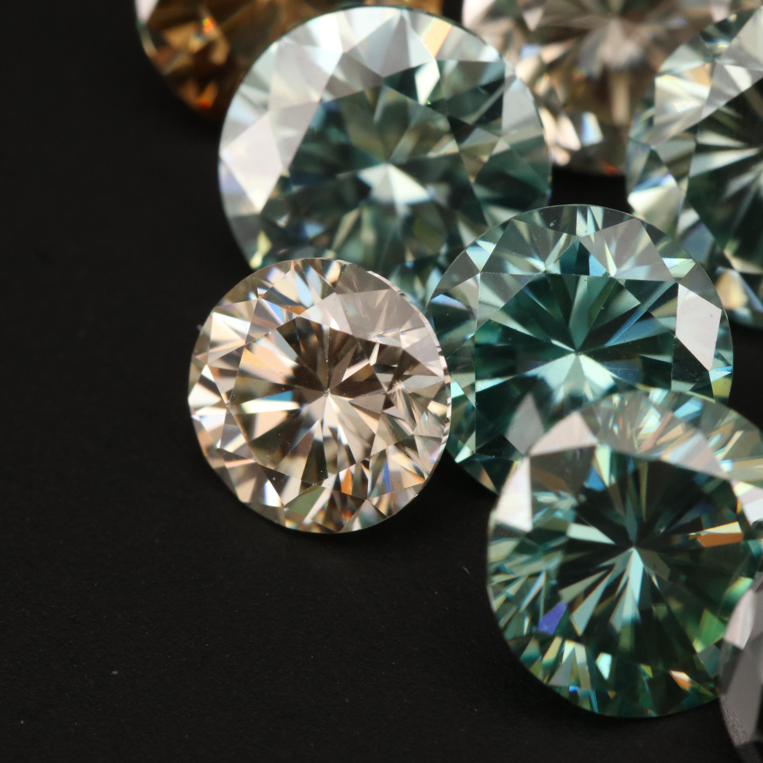 Loose Laboratory Grown Moissanites