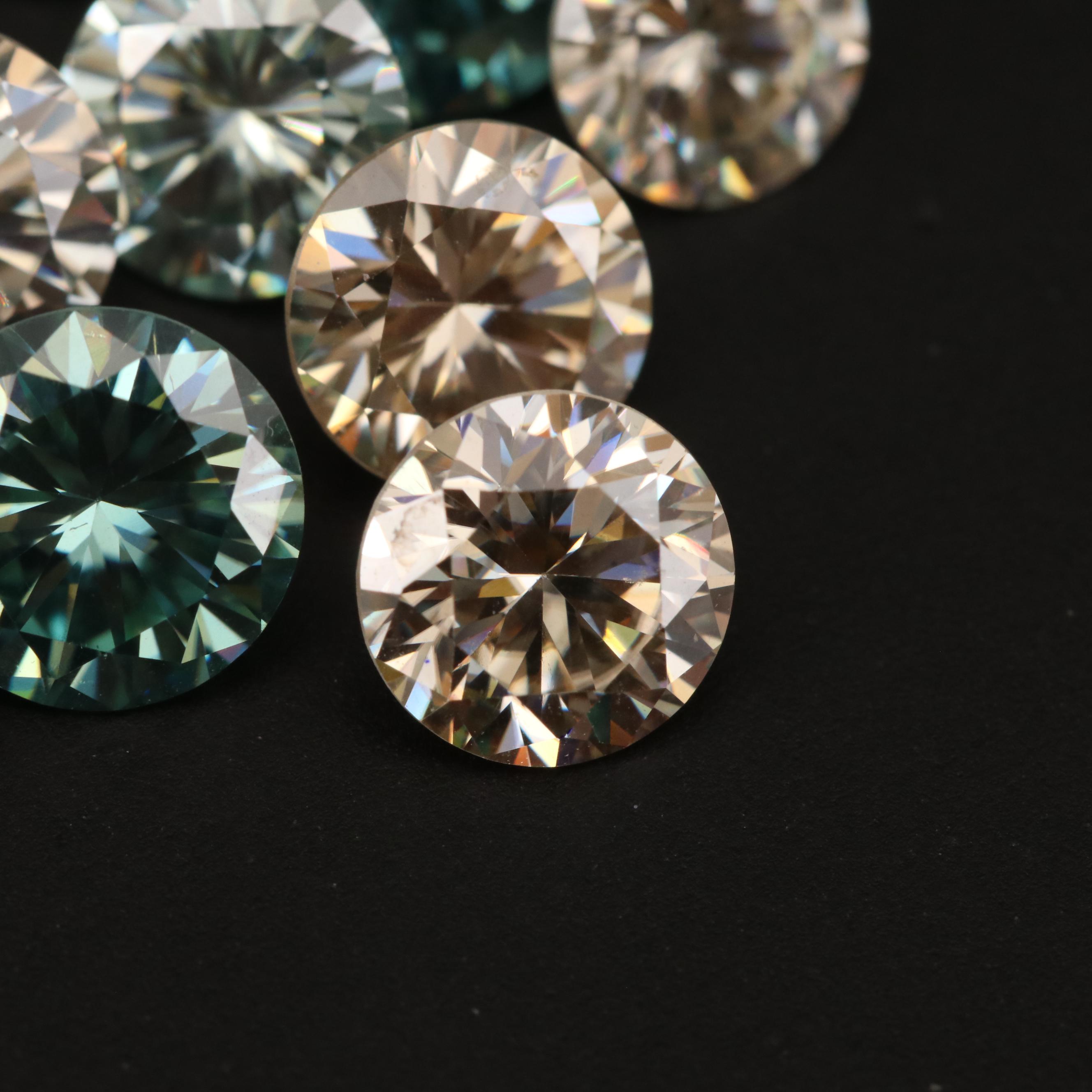 Loose Laboratory Grown Moissanites