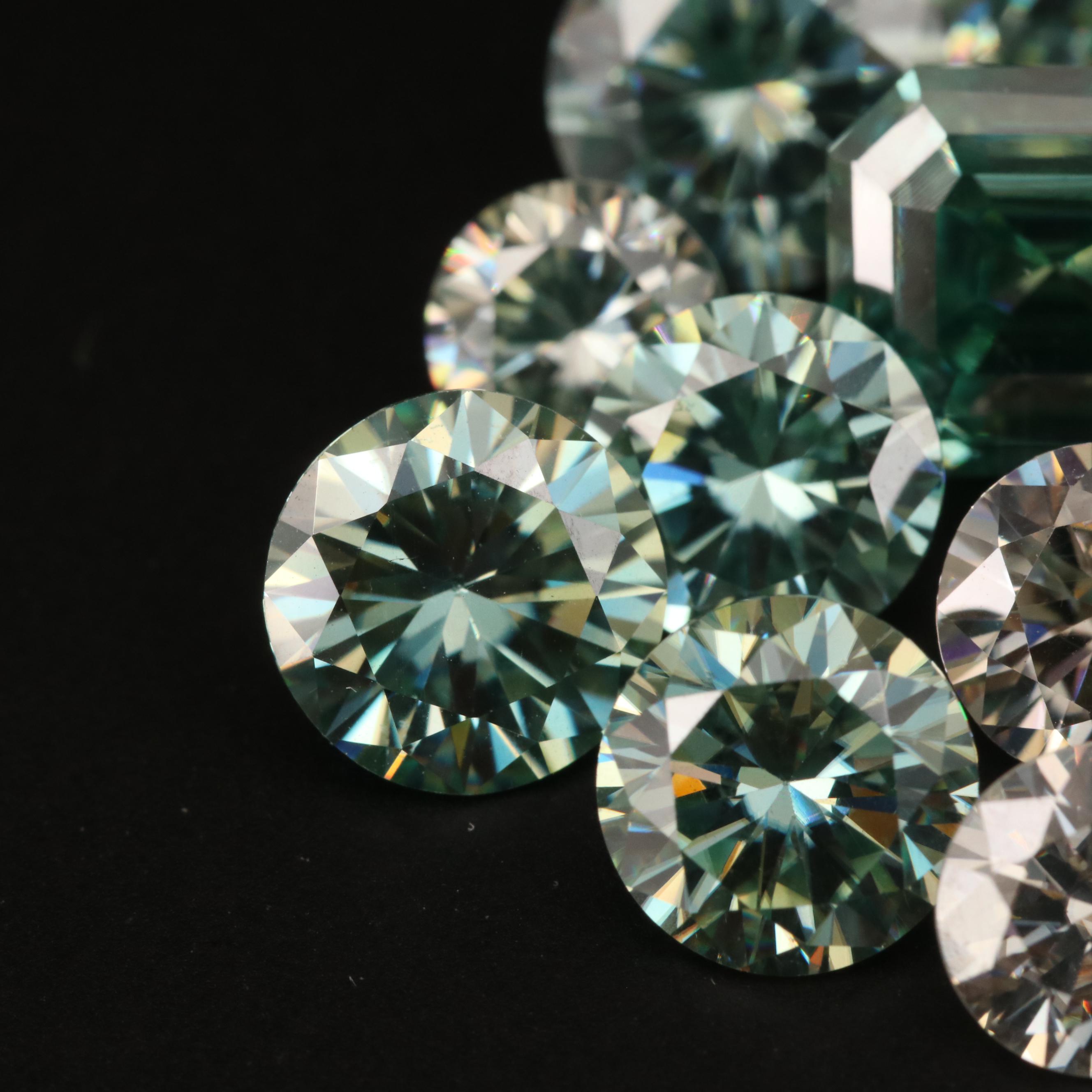 Loose Laboratory Grown Moissanites