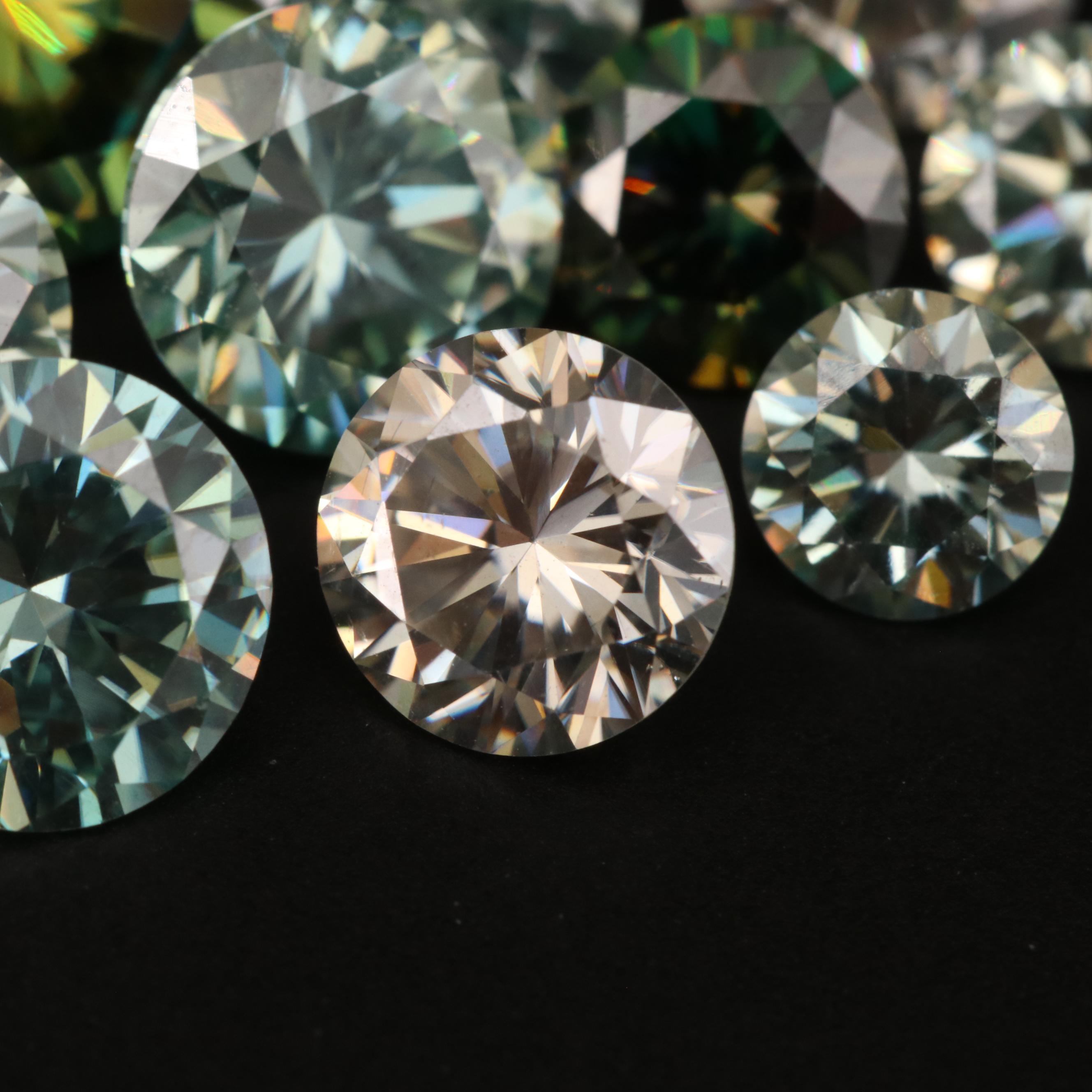 Loose Laboratory Grown Moissanites