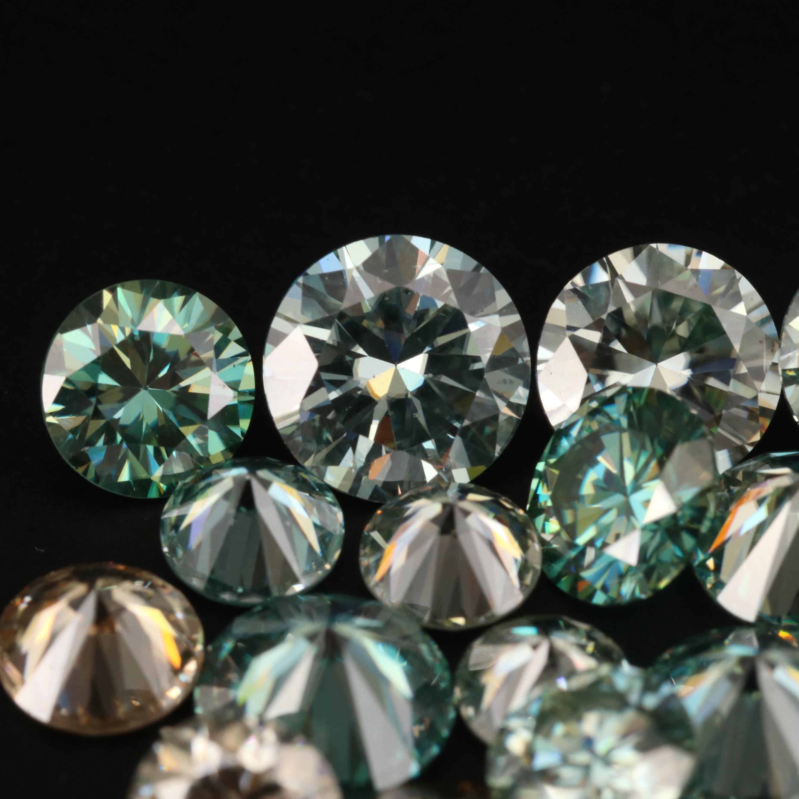 Loose Laboratory Grown Moissanites