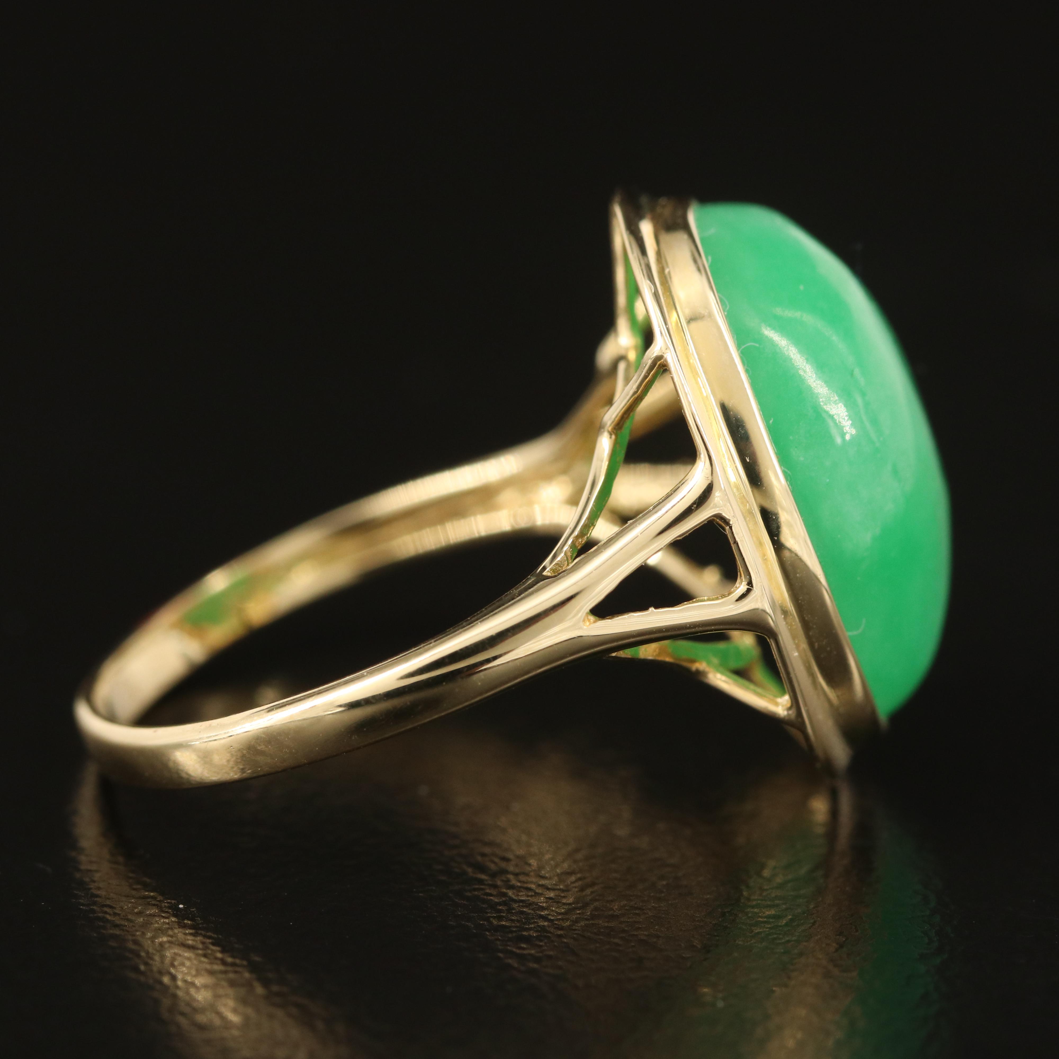 14K Jadeite Cabochon Ring