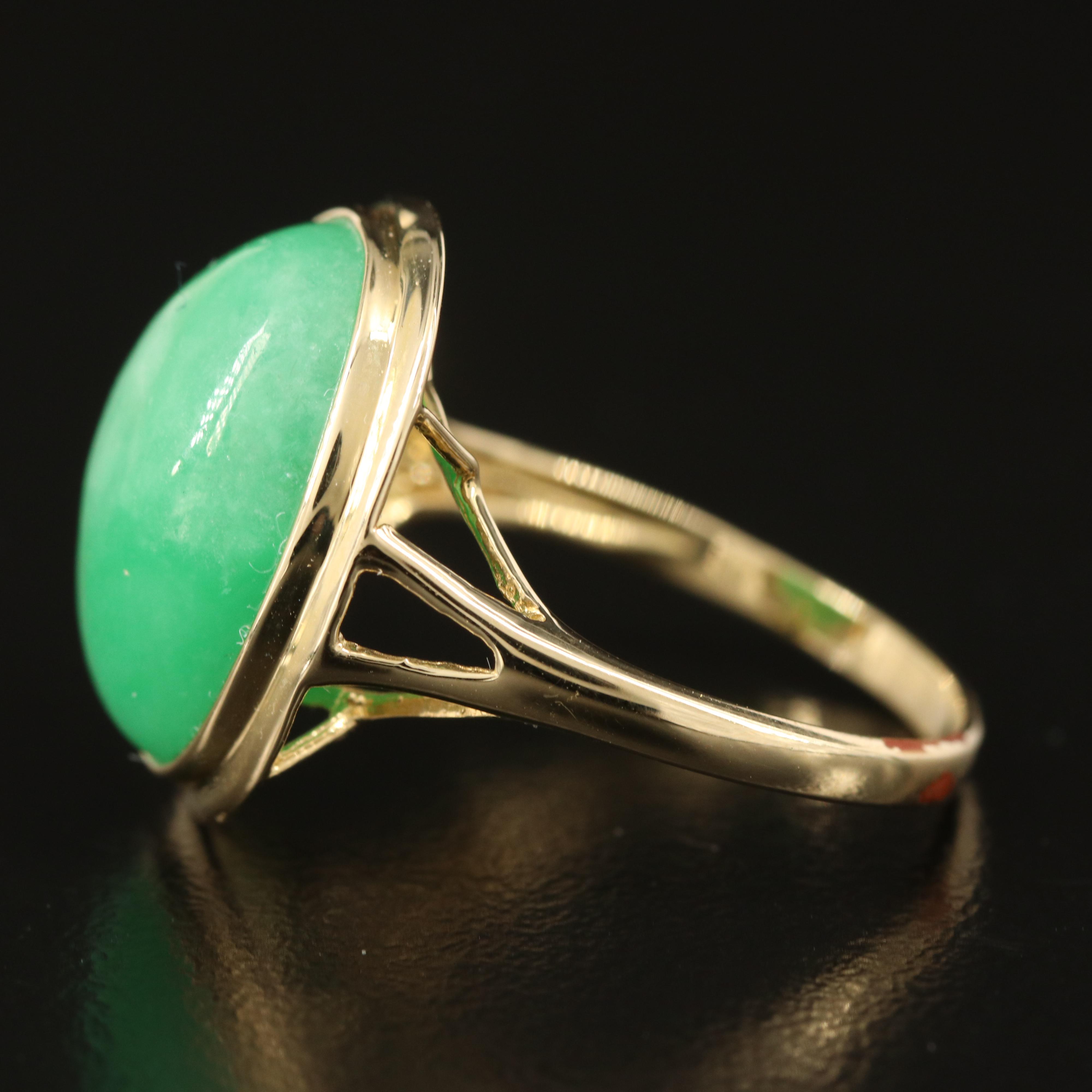 14K Jadeite Cabochon Ring